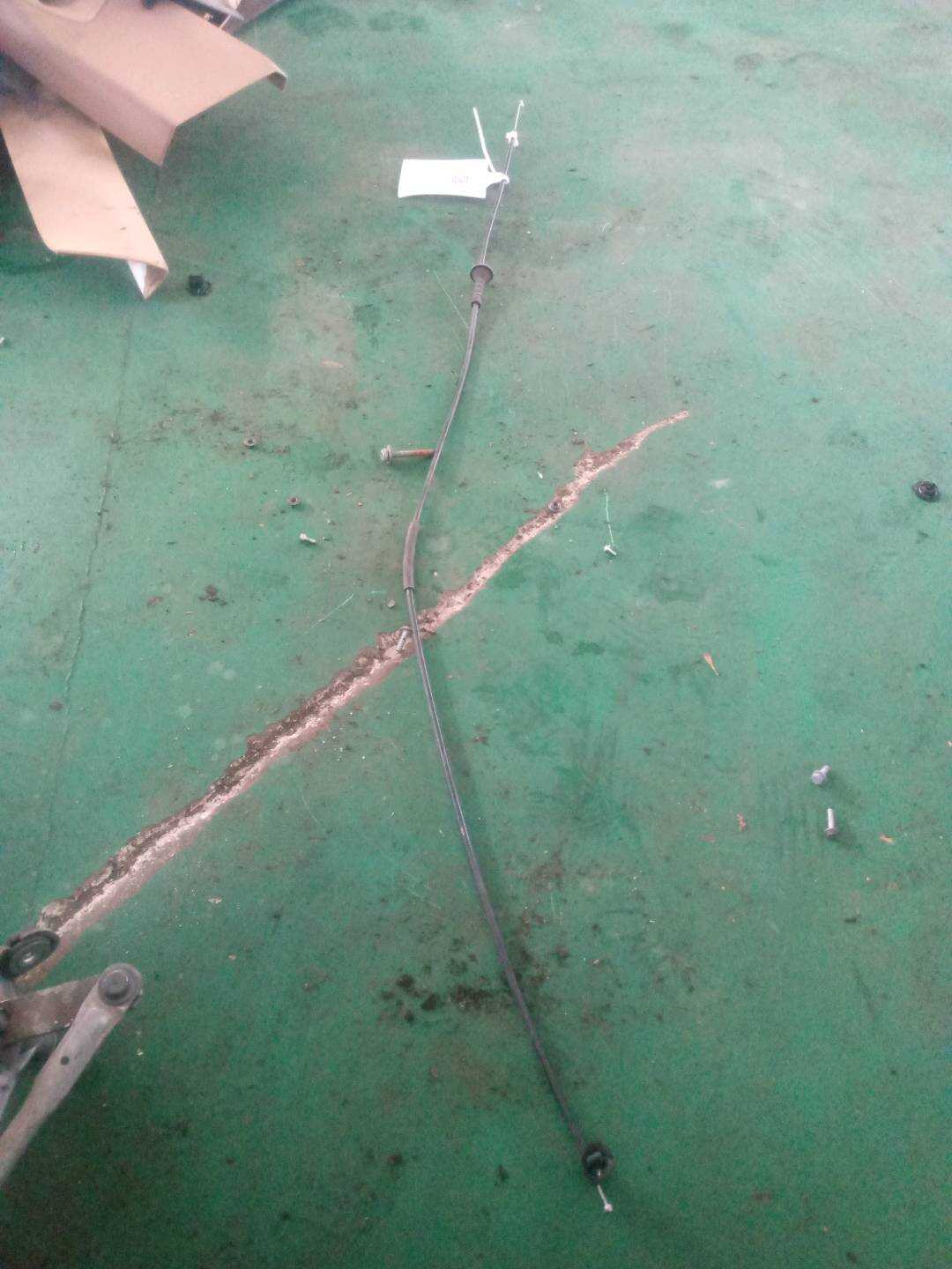 51237210728 前机盖拉线(后)