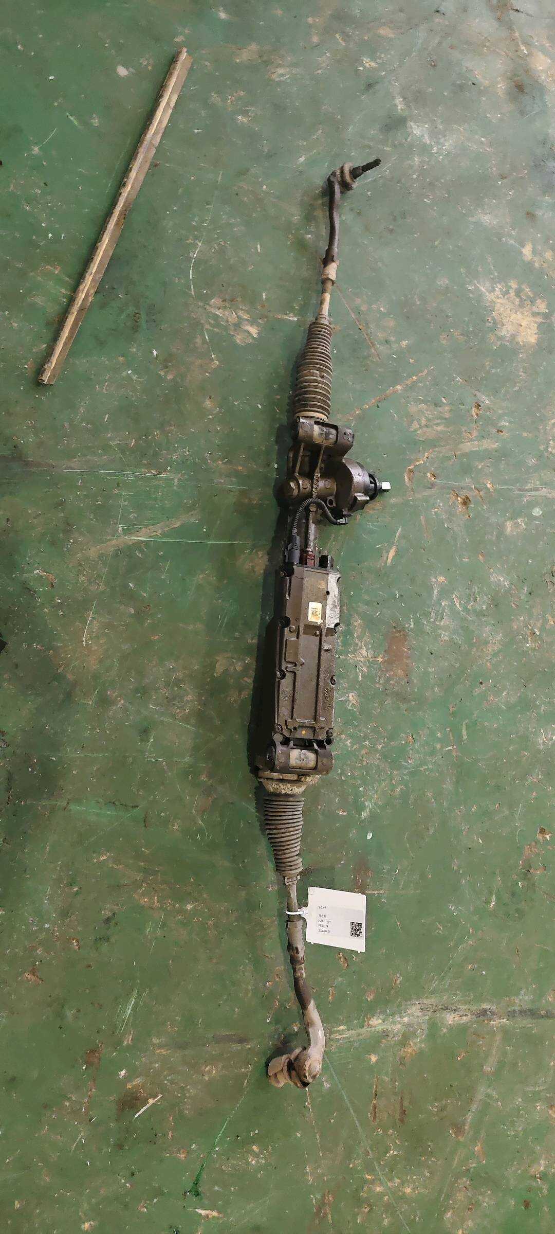 8R1423055AC 方向机