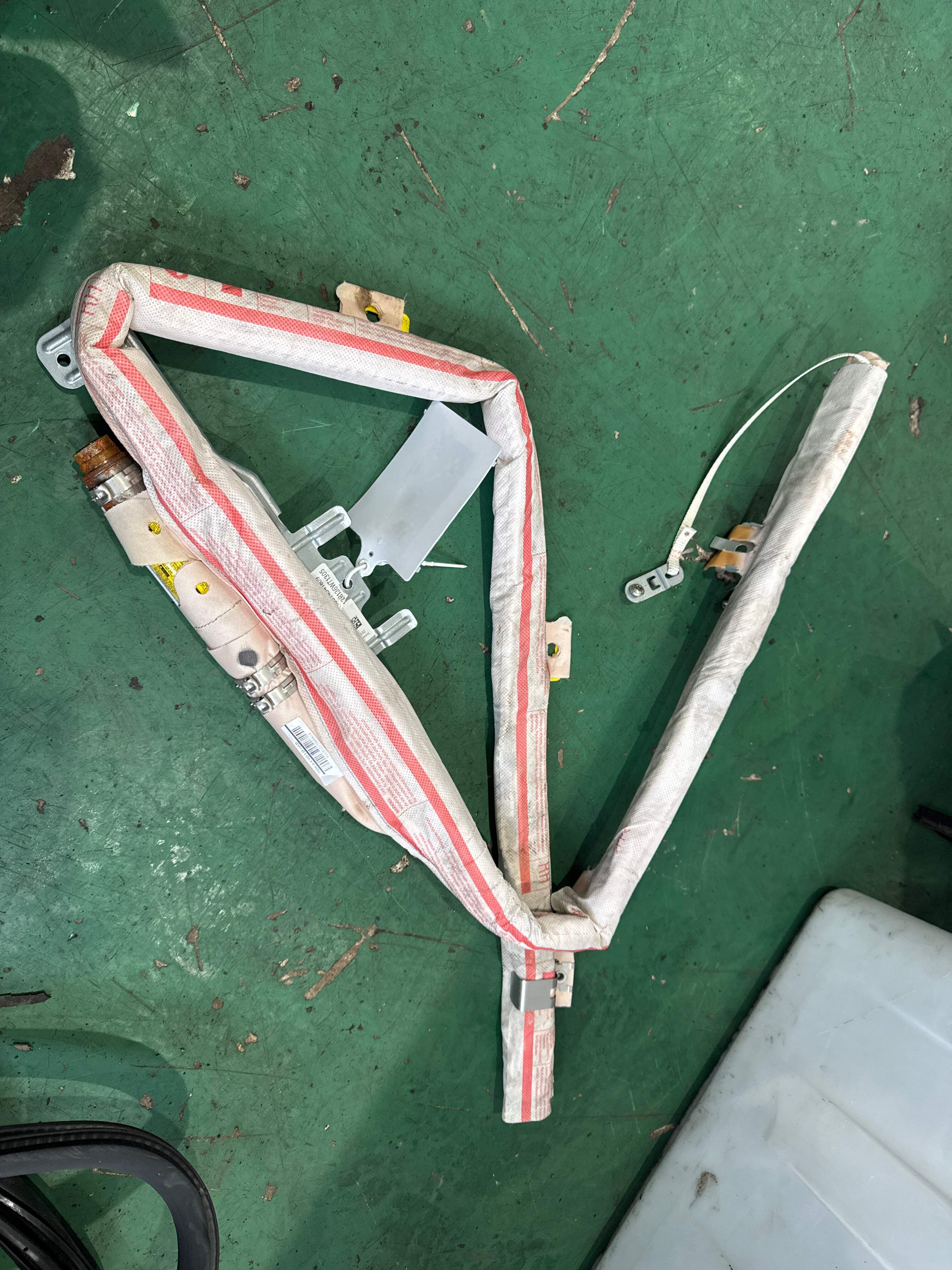 72129143418 Roof Curtain Airbag Assembly, Right