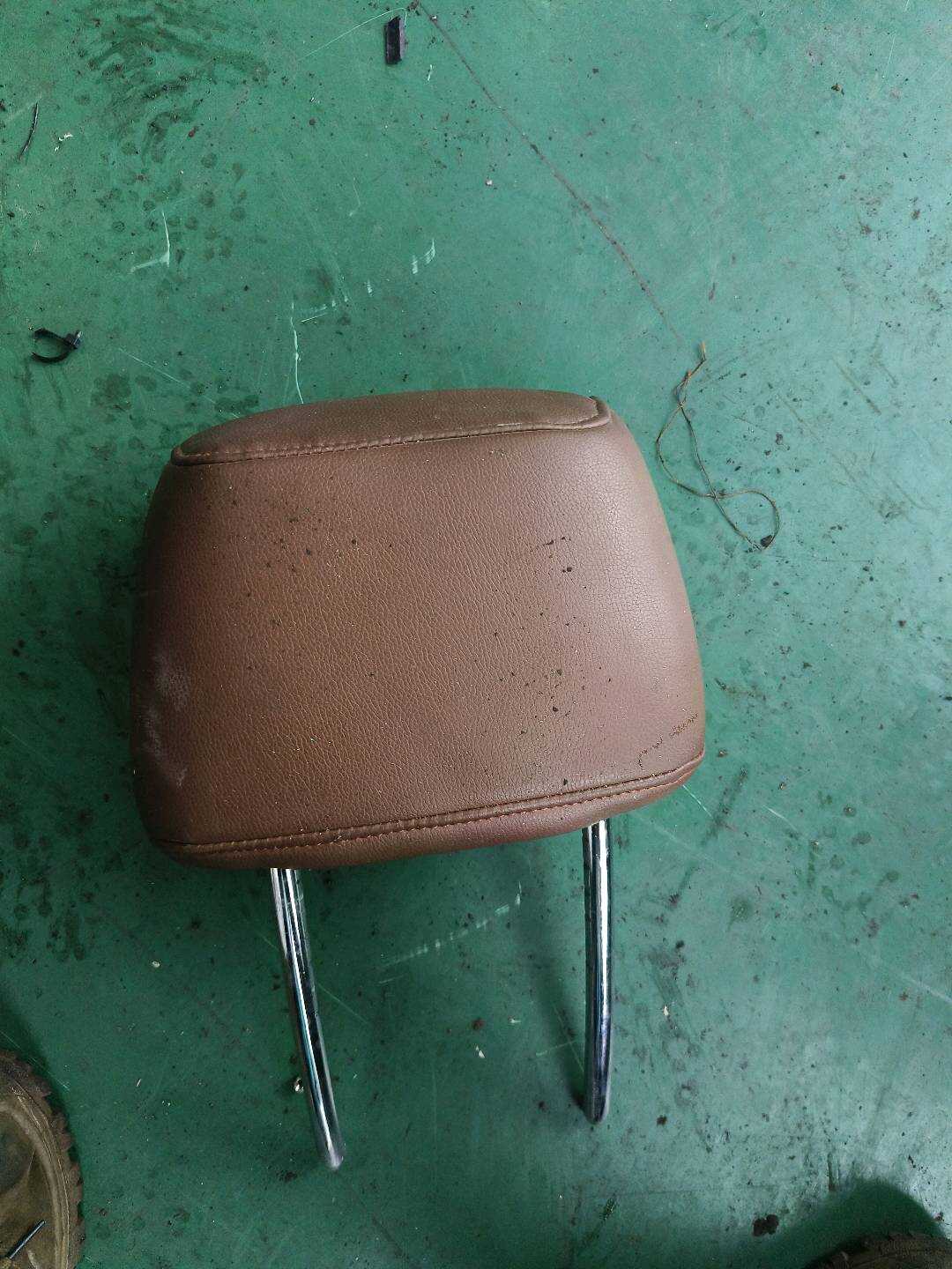52102992840 副驾驶员座椅头枕