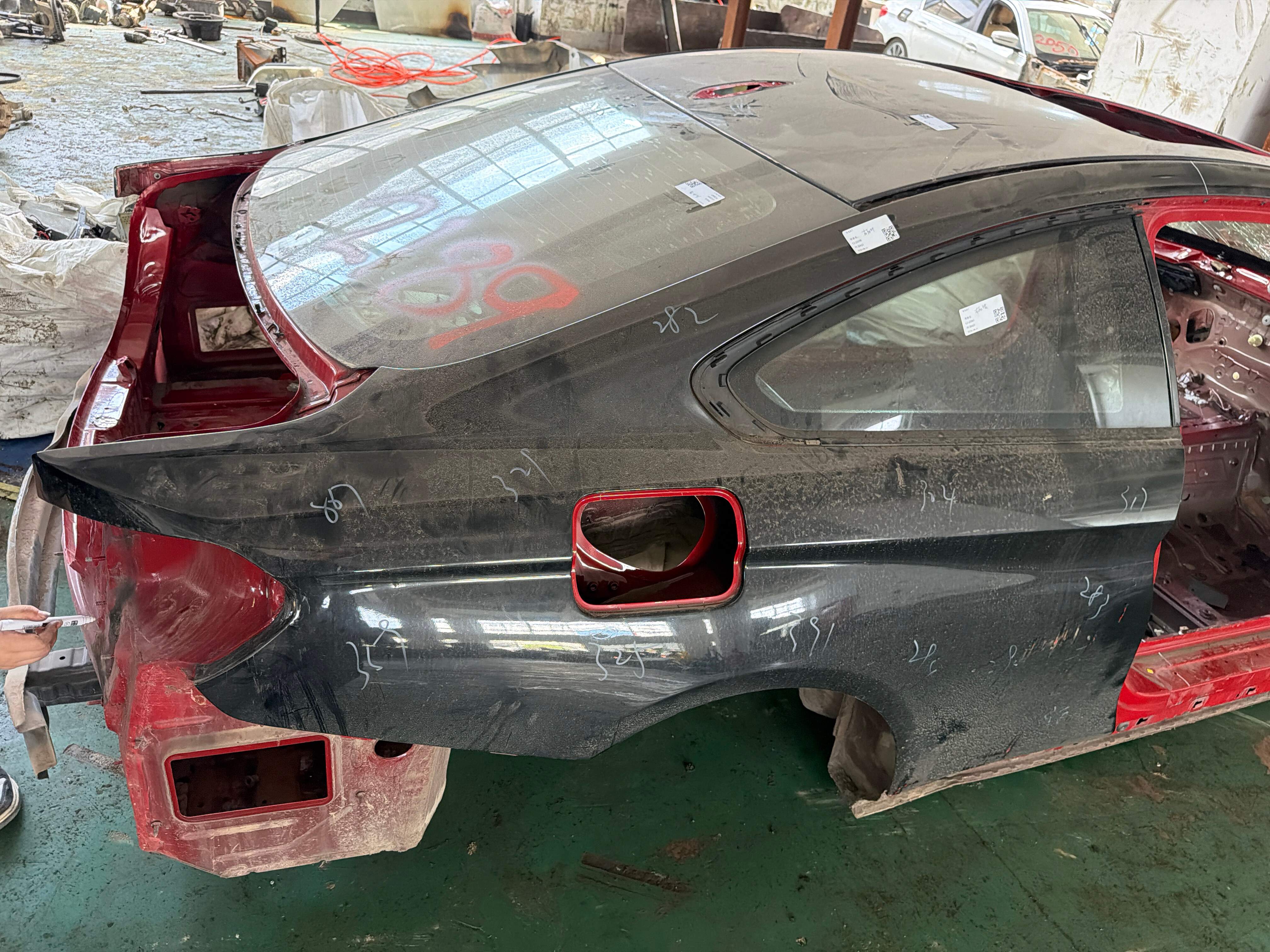 41007344968 Rear Fender, Right