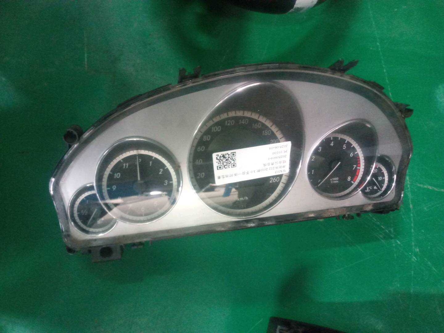 A2129009604 组合仪表总成