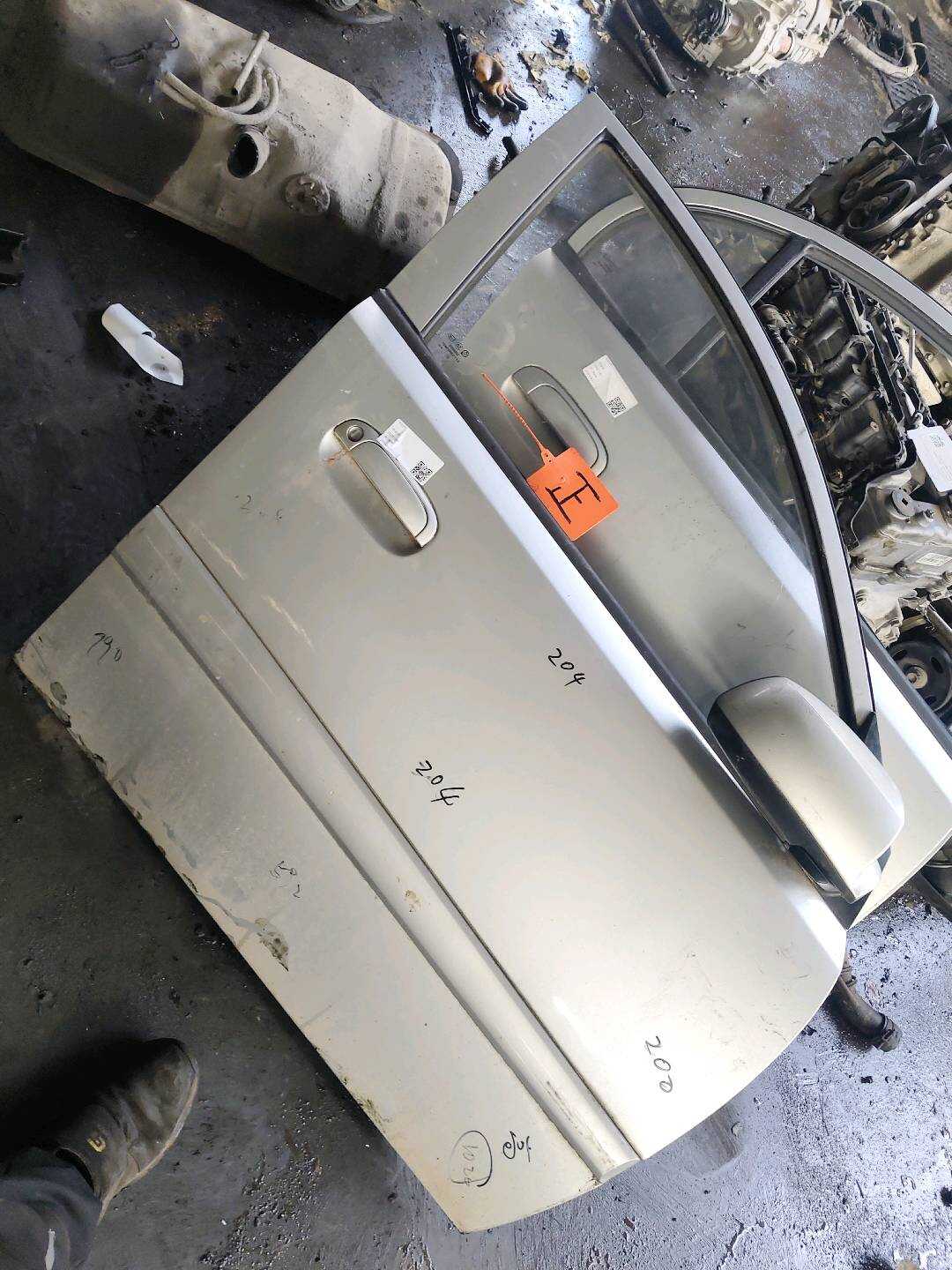 760040C010 Front Door Shell, Right