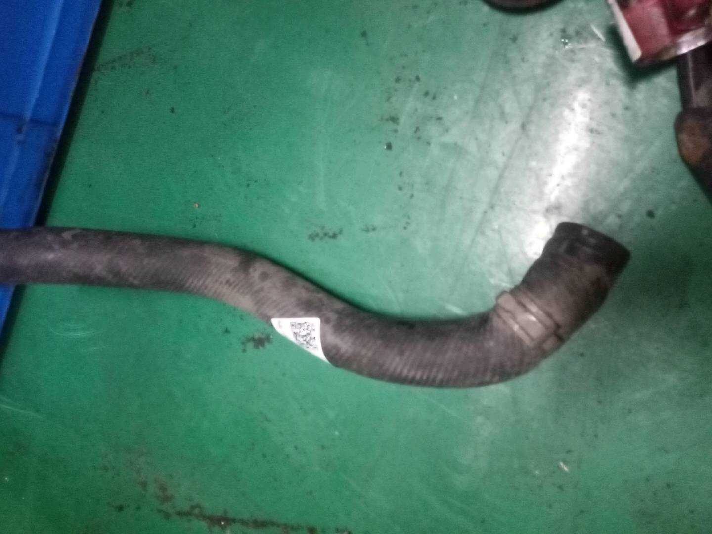 19502RAHH00 水箱出水管