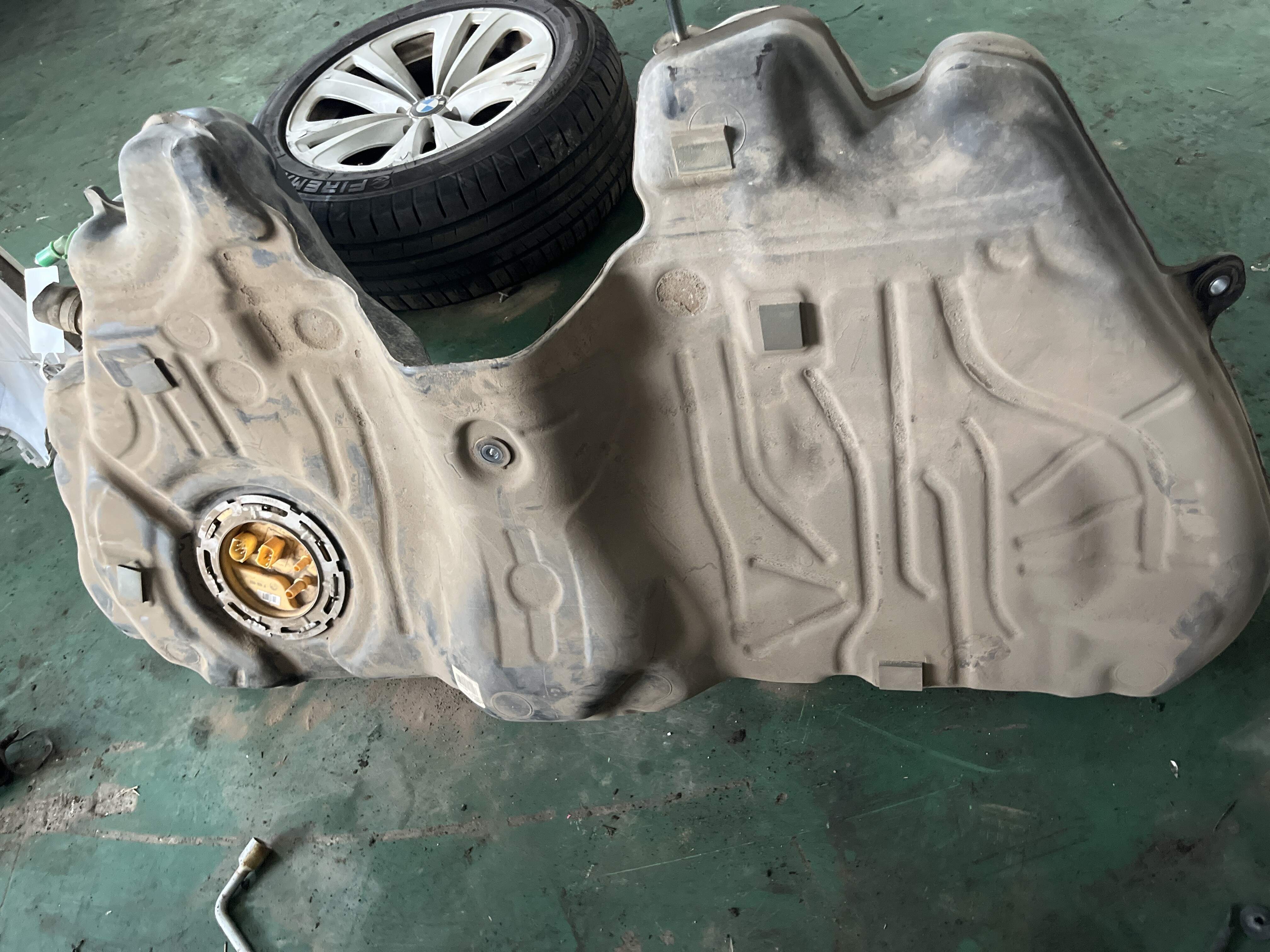 16117217261 Fuel Pump Assembly