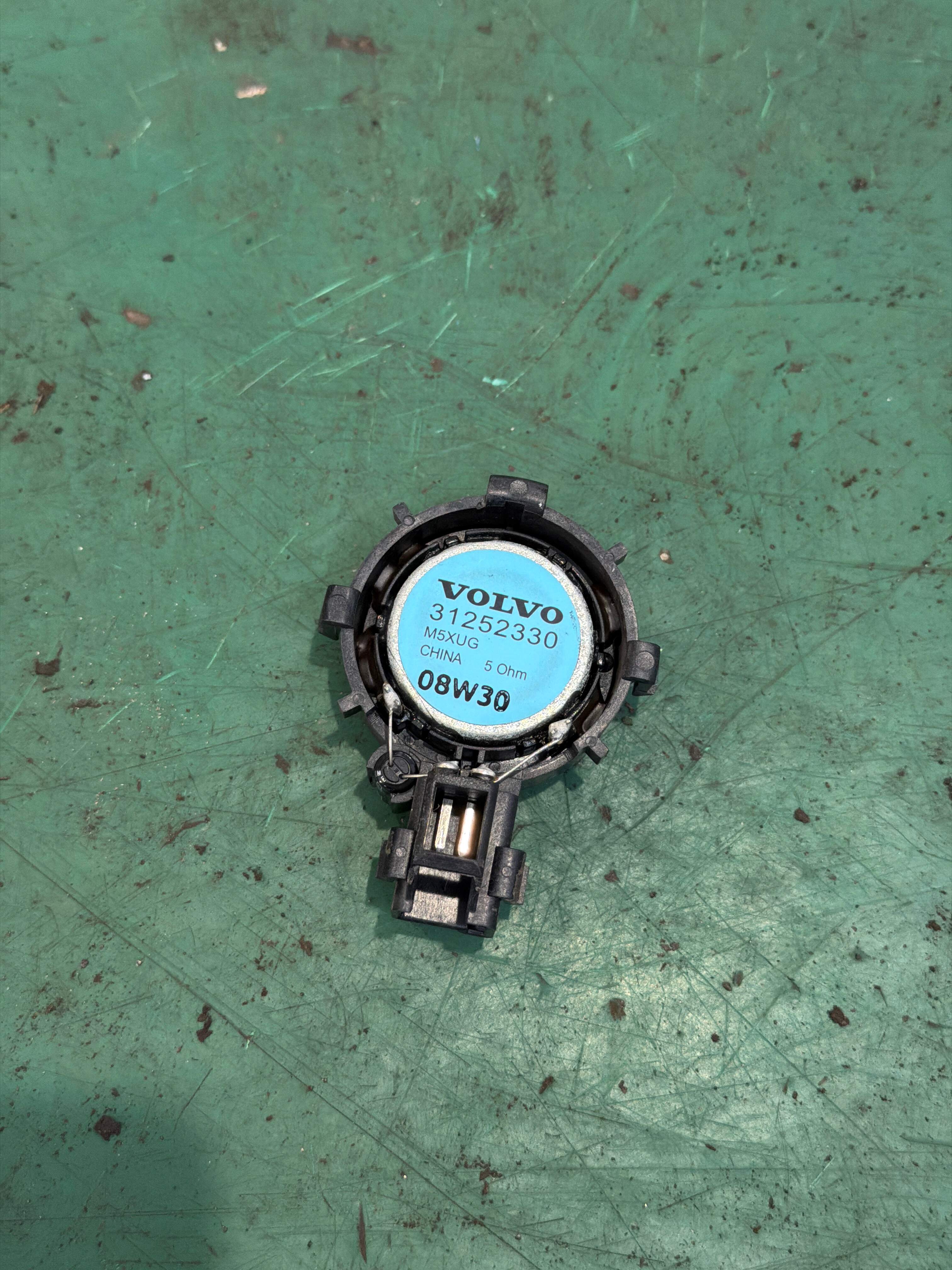 31409291 Front Door Tweeter, Right