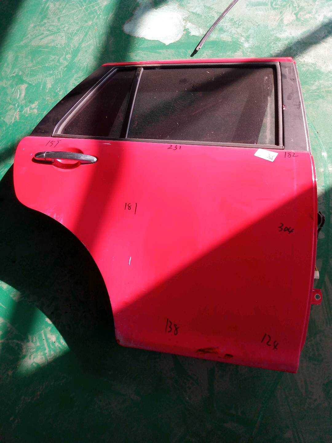 F6101200 Front Door Shell, Right