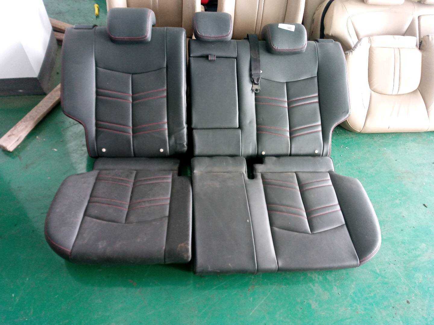 6835013AA Rear Seat Assembly