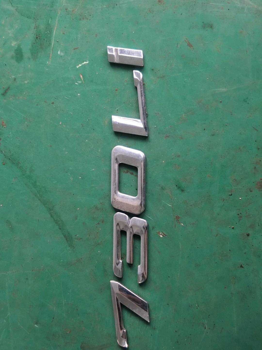 51147148192 Tailgate Emblem (Model)