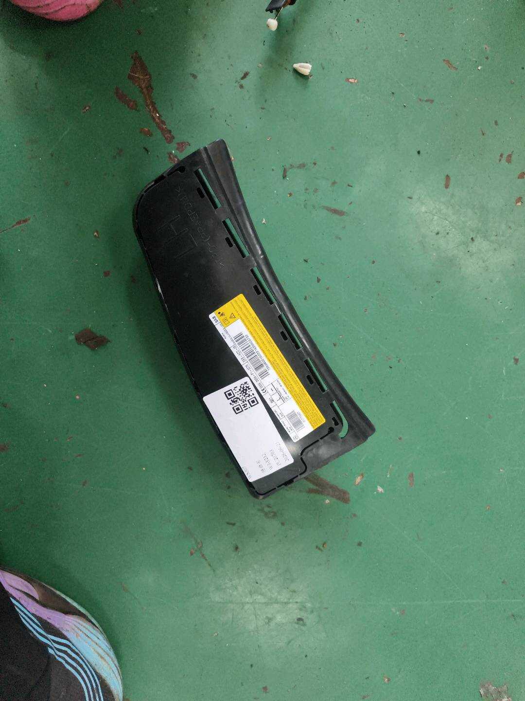 A1568600100 侧部气囊 左侧