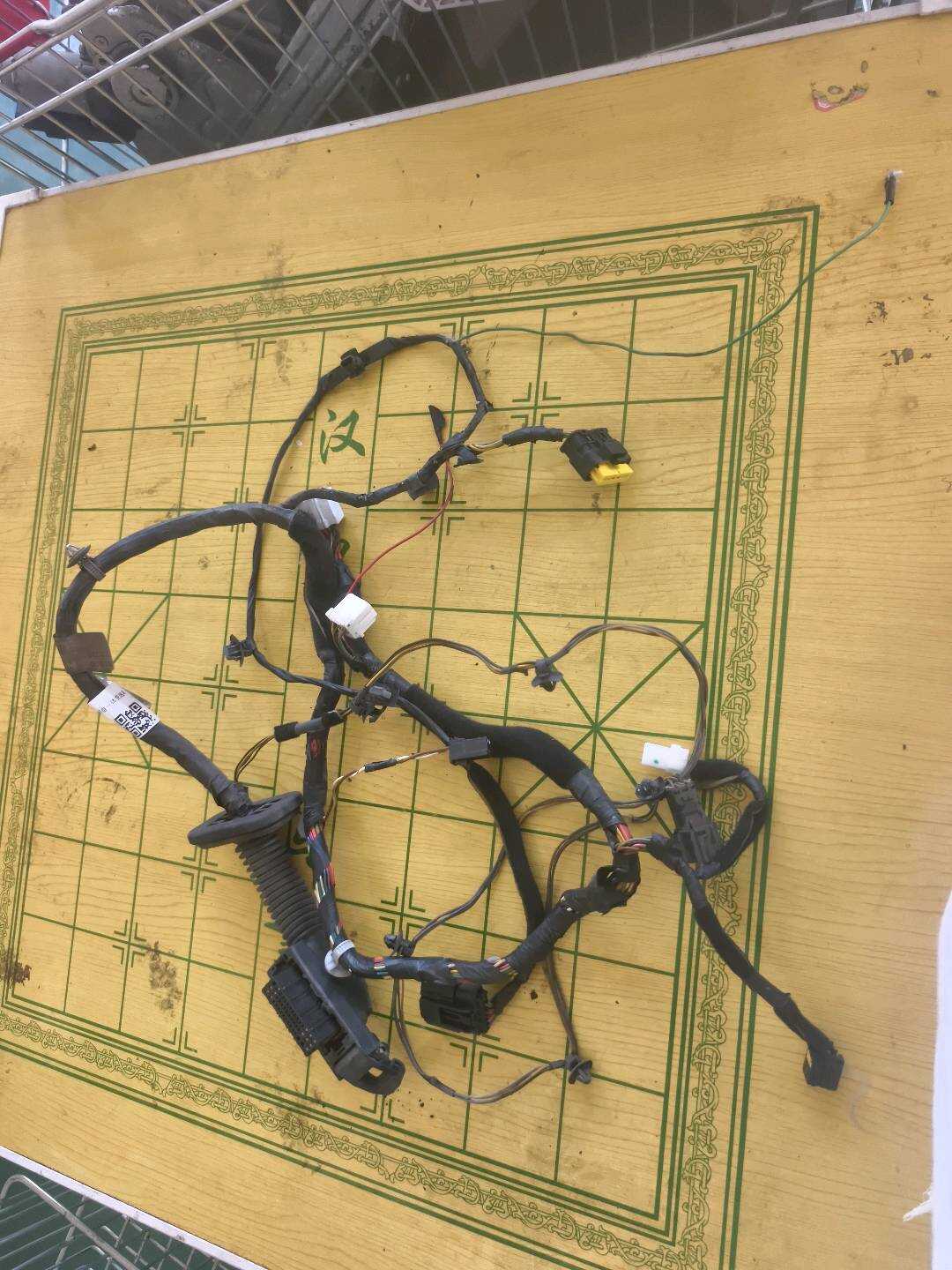 916002Z020 Front Door Wiring Harness, Left
