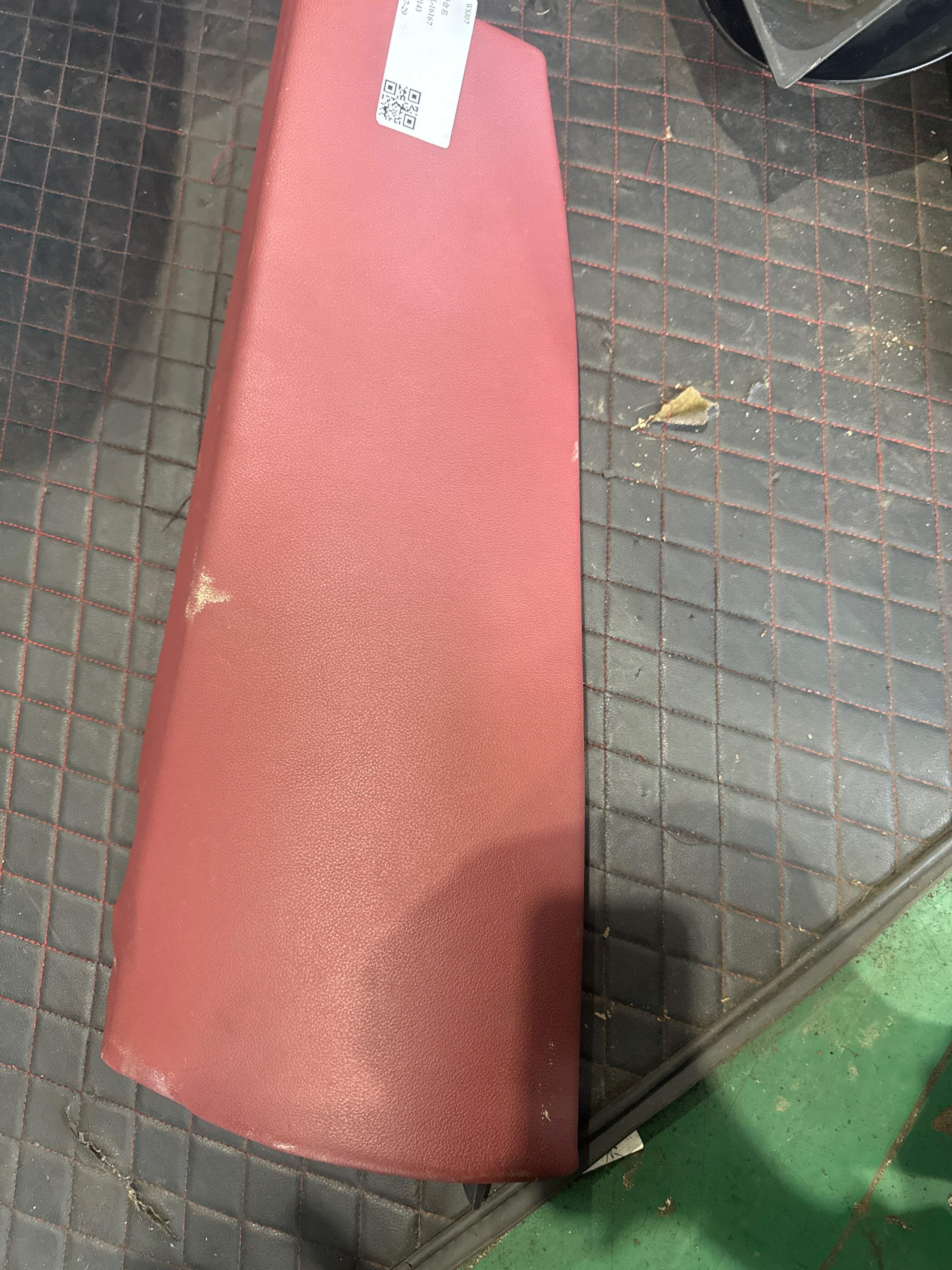 52207482015 后座椅侧靠背（左）