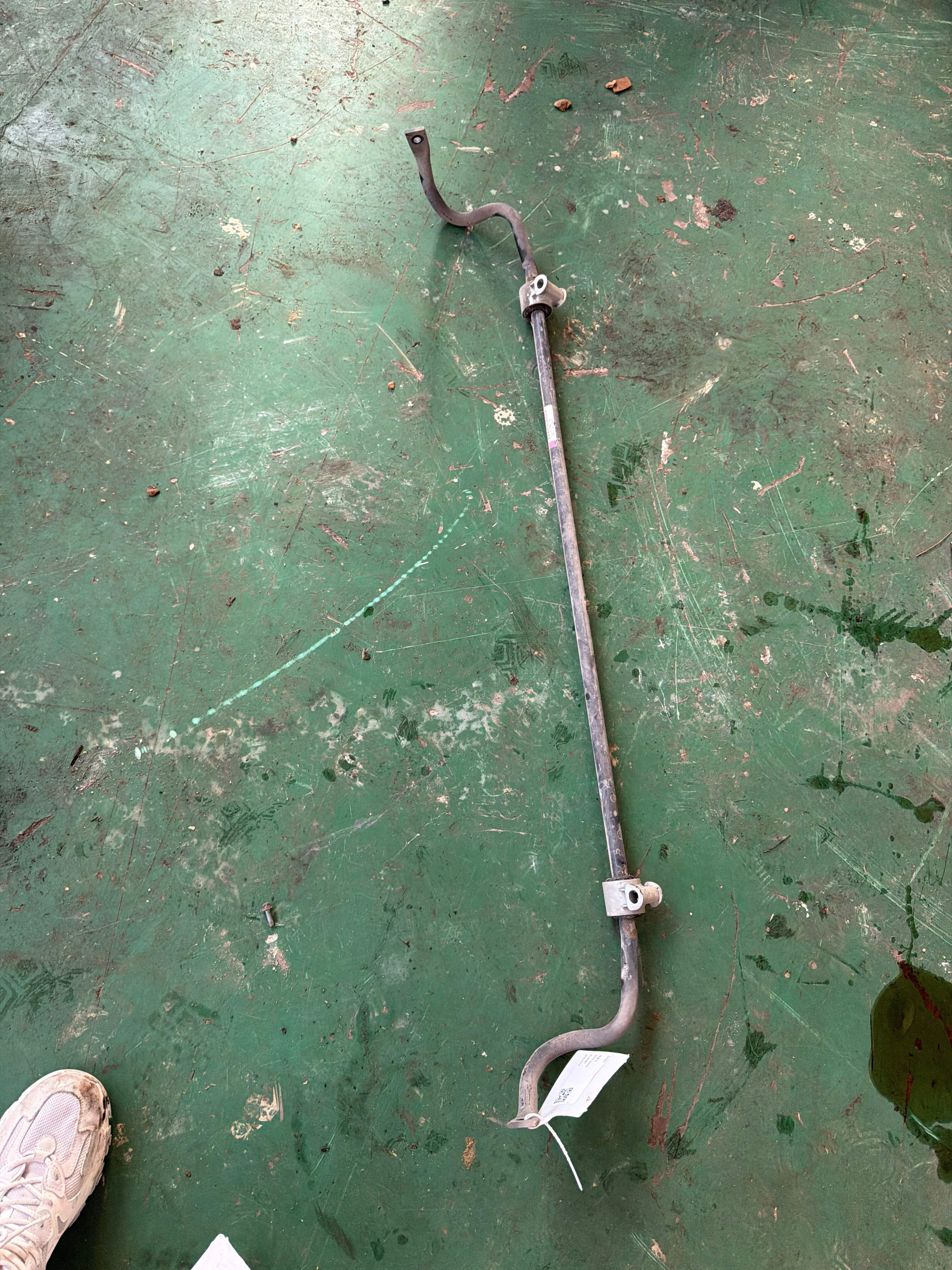 A2133260165 后平衡杆