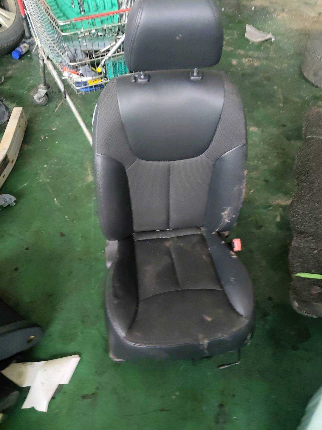 10109842ASA 副驾驶员座椅总成