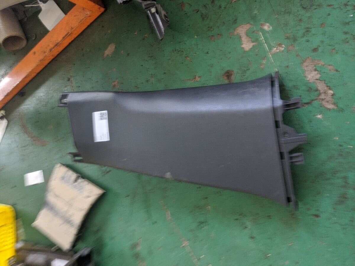 3C8867292C B柱内衬(右下)