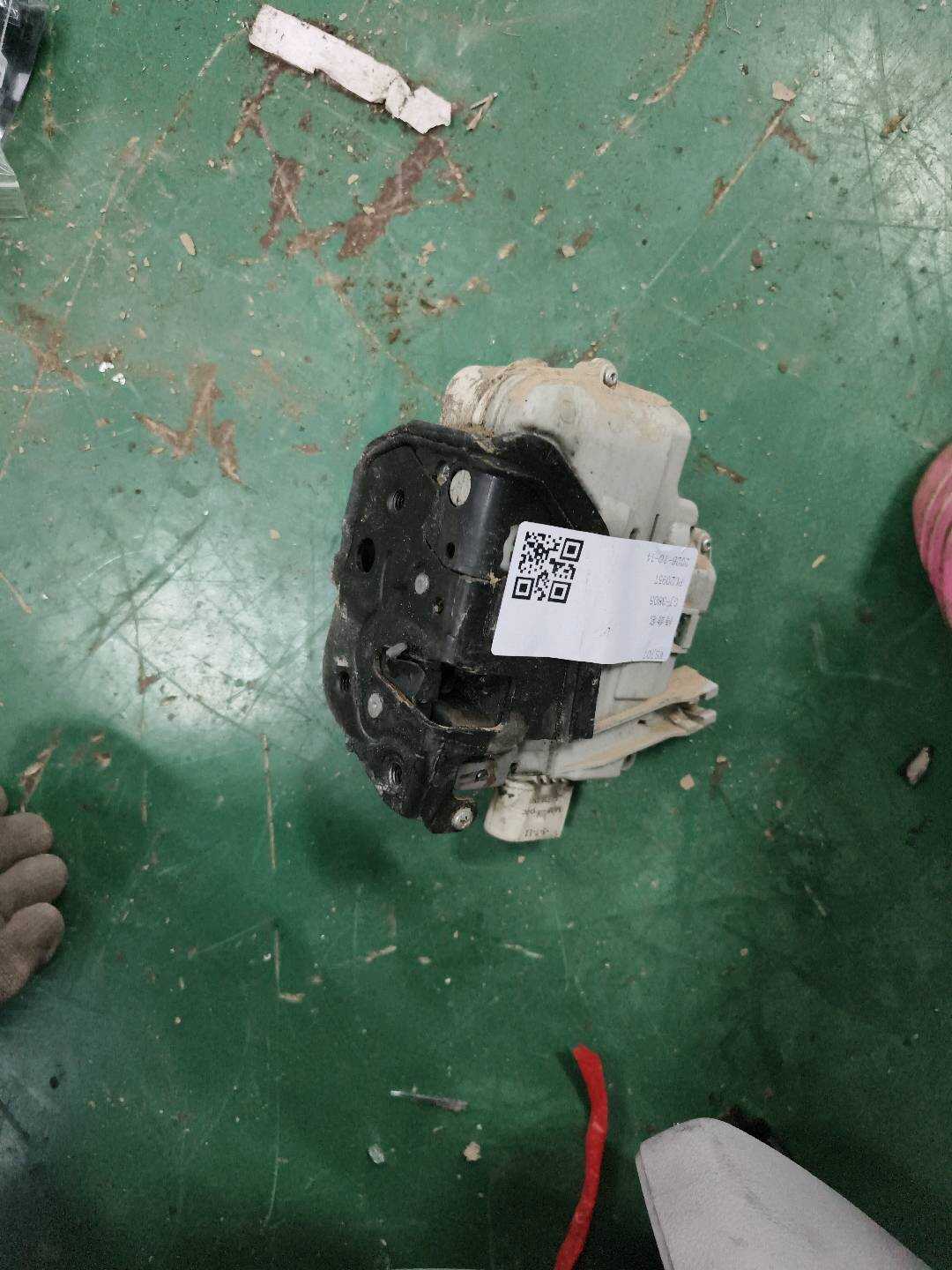 L4F1837015E Front Door Lock Assembly, Left