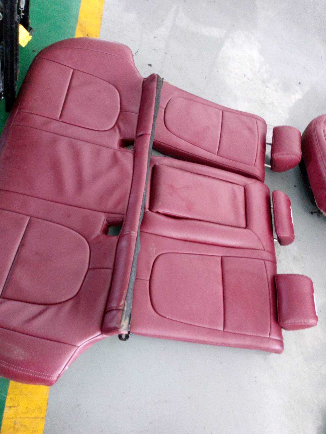 C2Z4735SEL Rear Seat Center Armrest Box