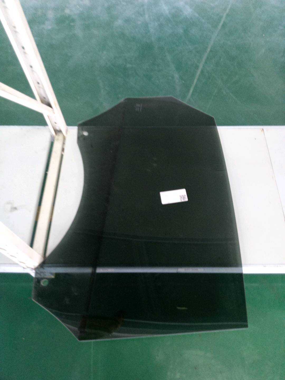T2H10116 后门玻璃(左)