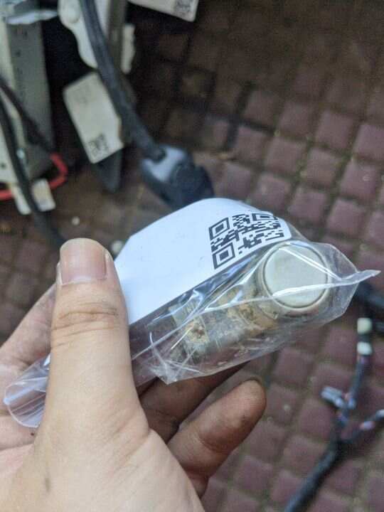 66209283752 前保险杠电眼