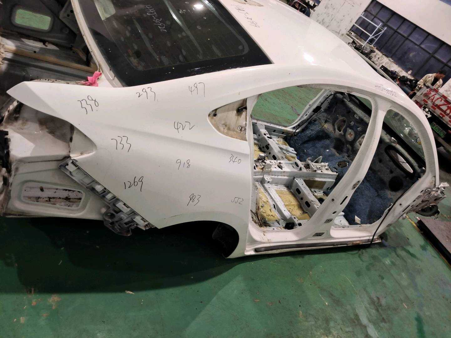 39193517 Side Body Outer Panel, Right