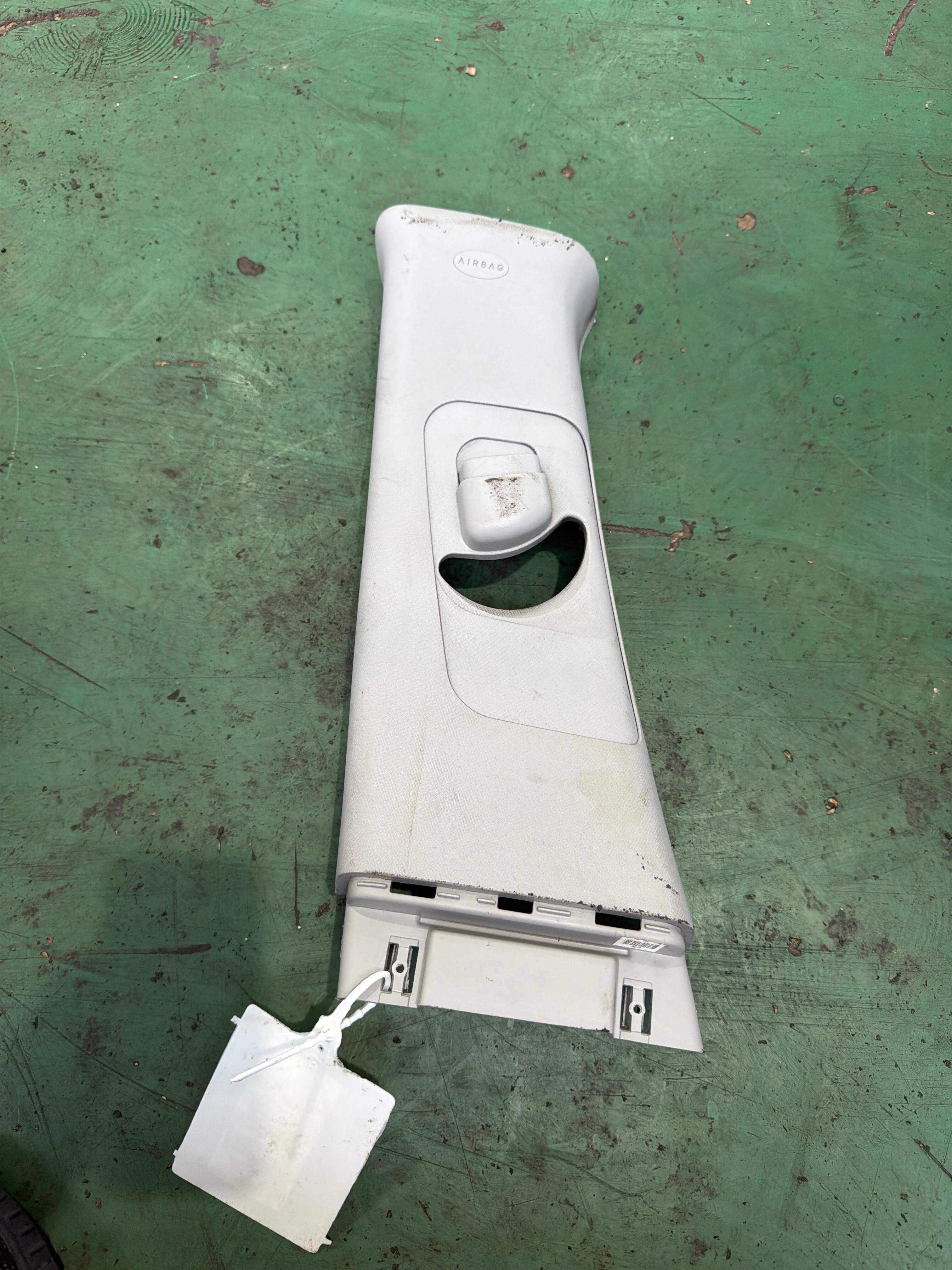 858303S100TX B柱内衬（左上）