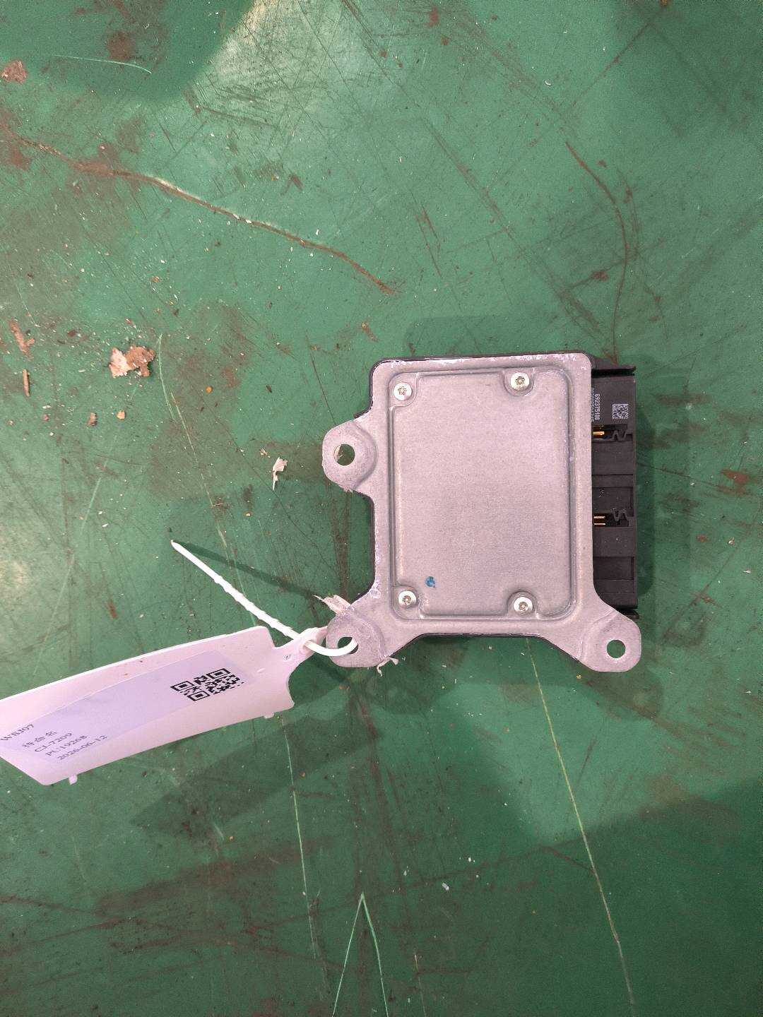 P0064885AE Airbag Controller