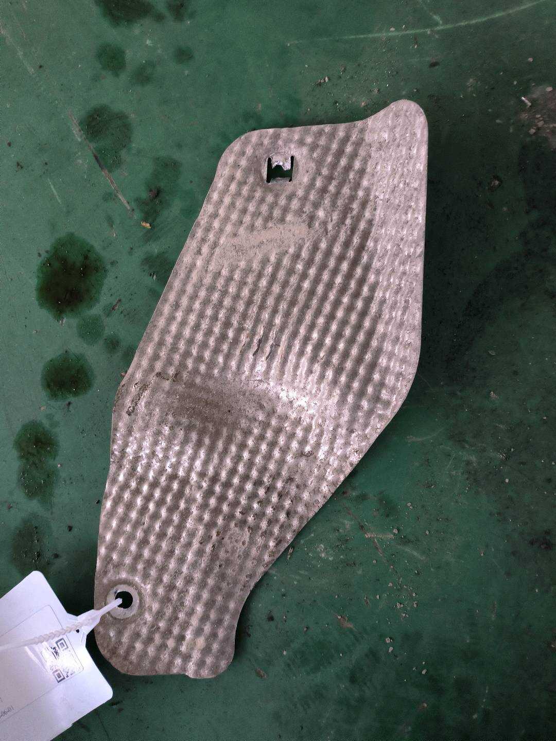 9802963880 隔热板