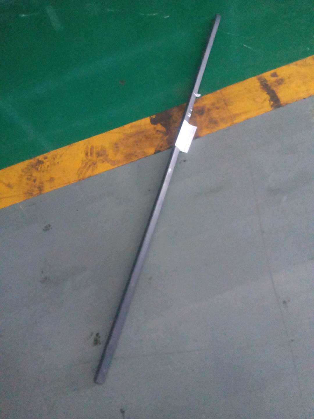 51137158533 前门饰条(左)