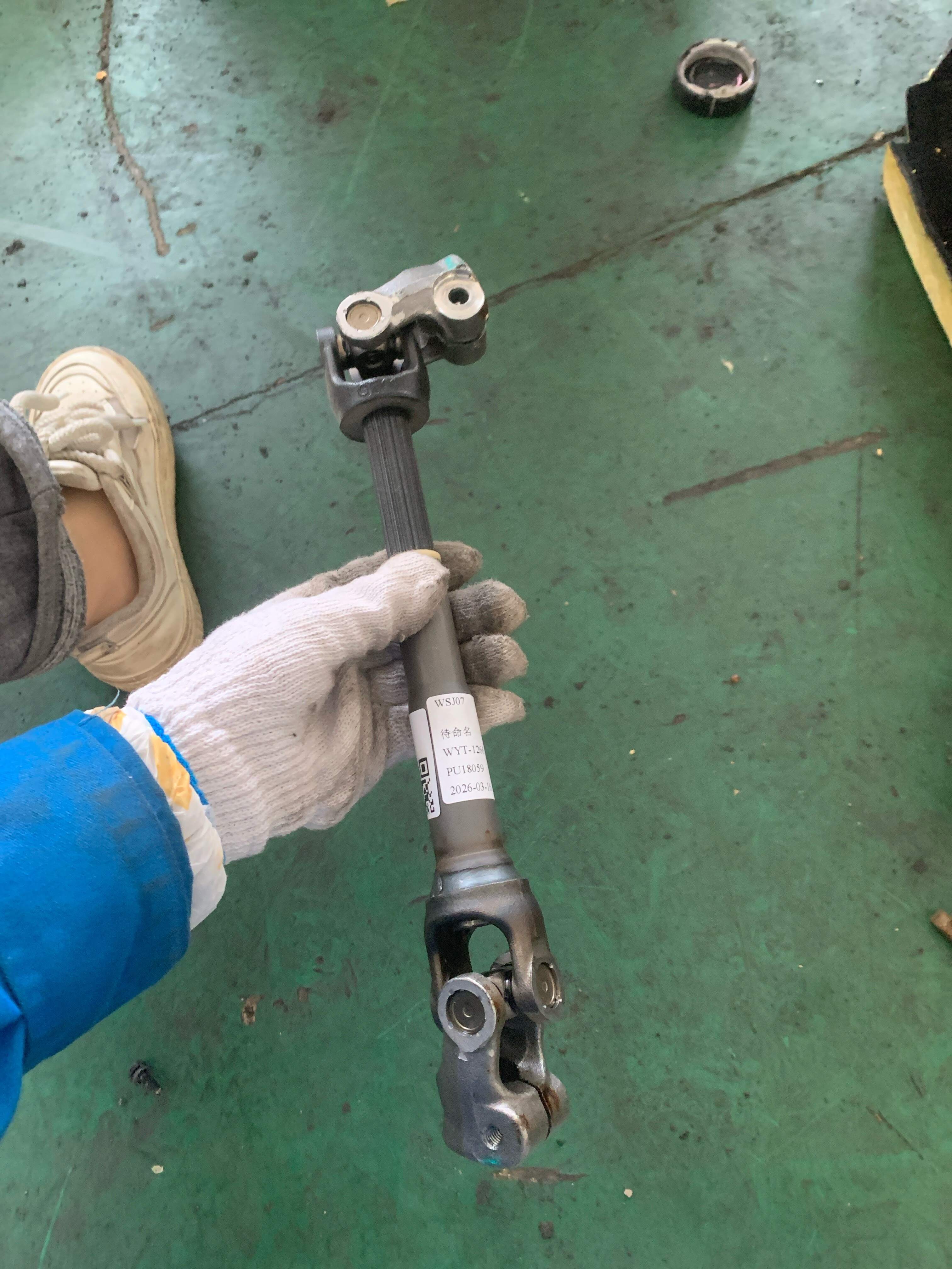 11100665 Steering Column Connecting Shaft