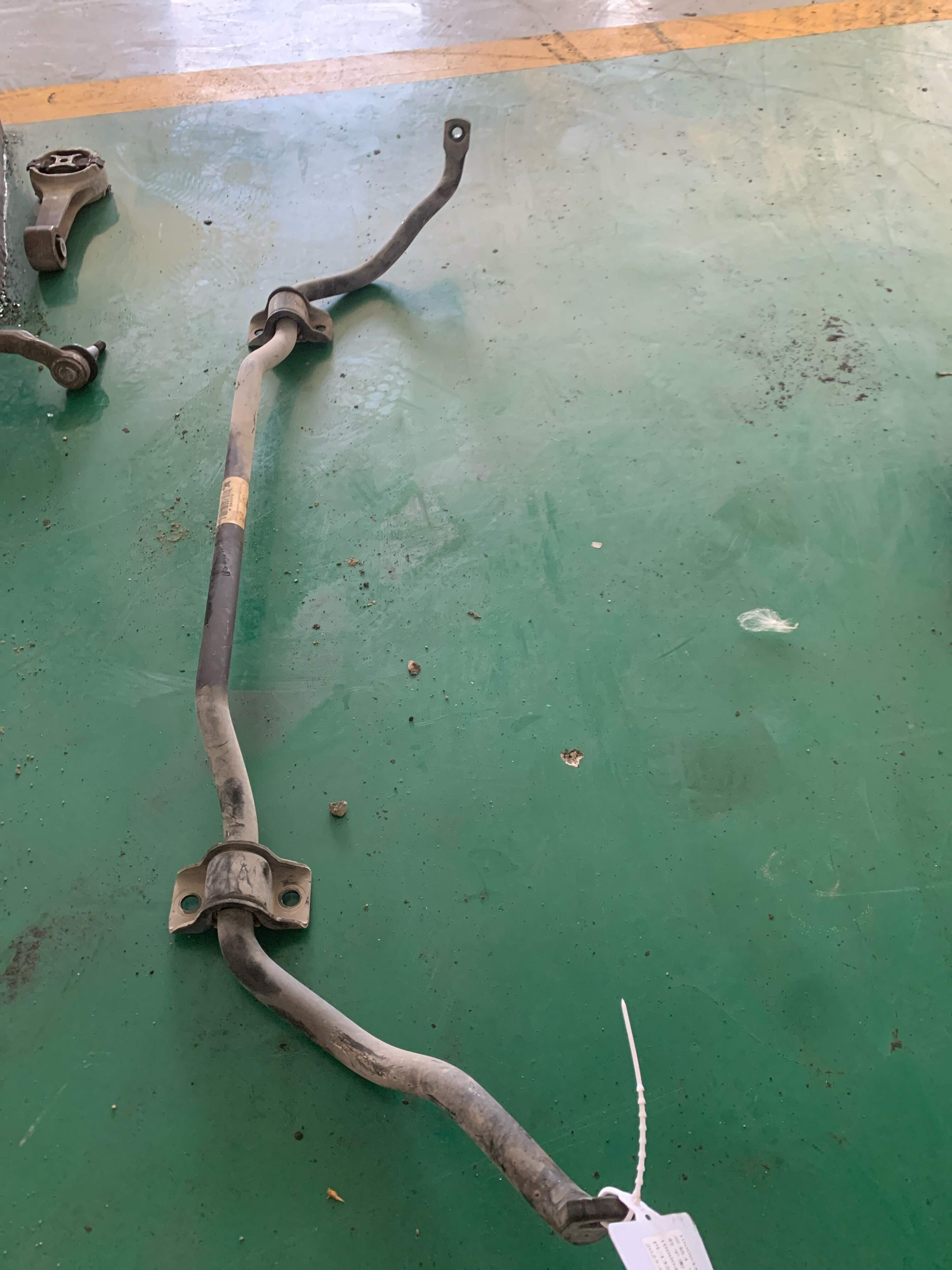 100004353 Front Sway Bar