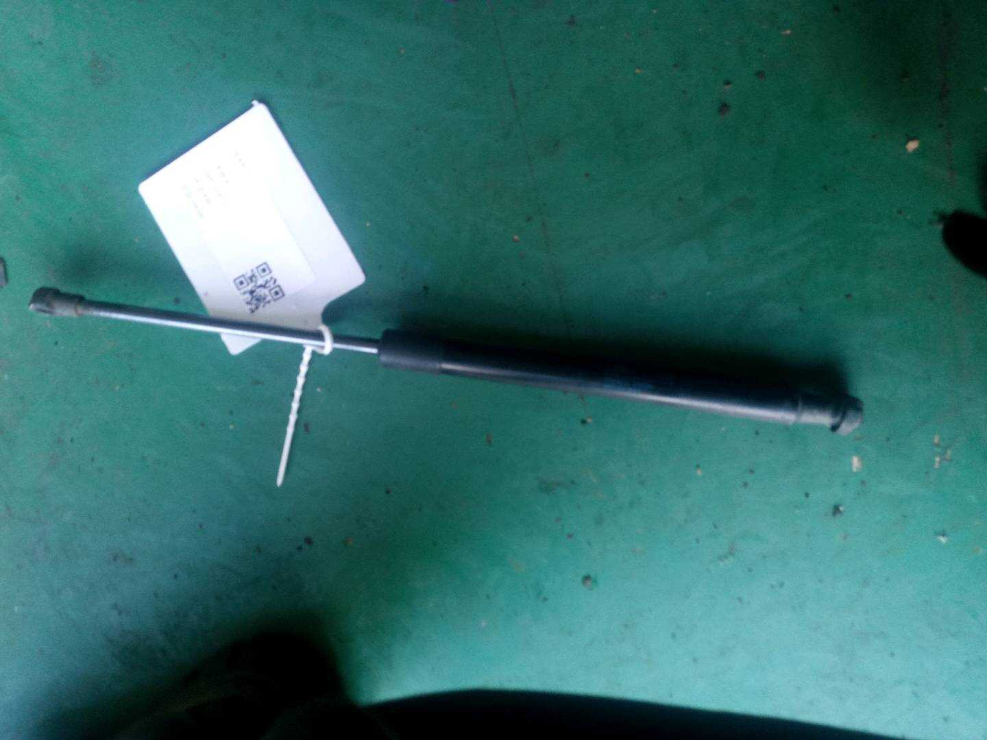 51237129190 前机盖撑杆