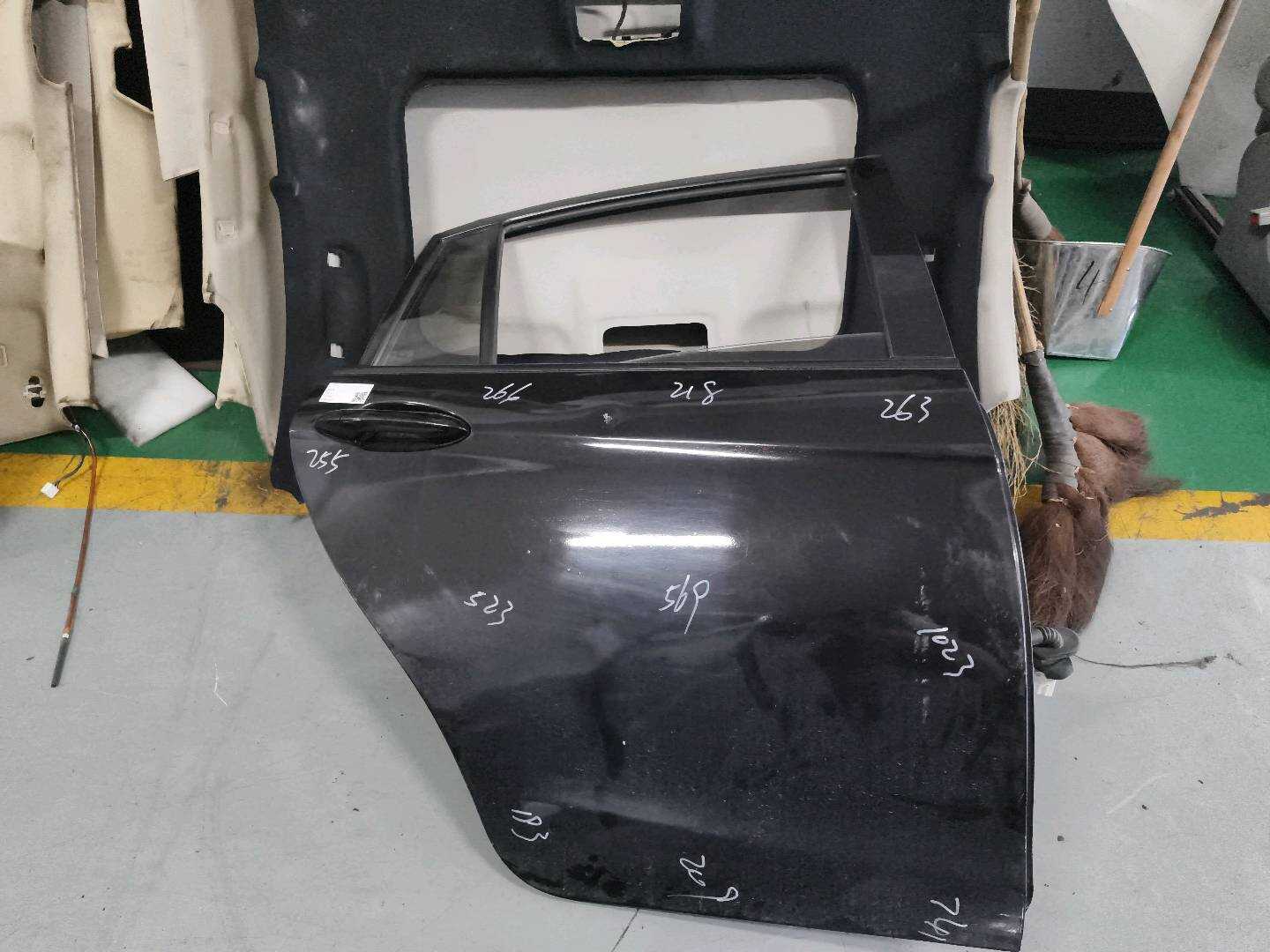 SEDB32V502A2 后门壳（右）