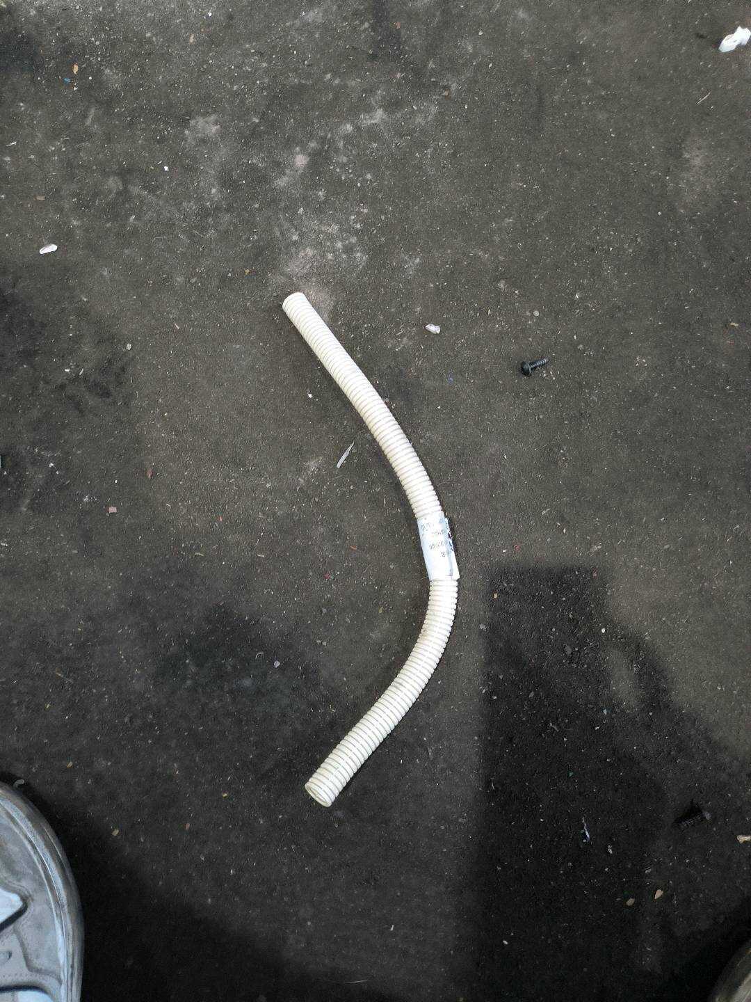8866933090 软管(用于冷却器热敏电阻)