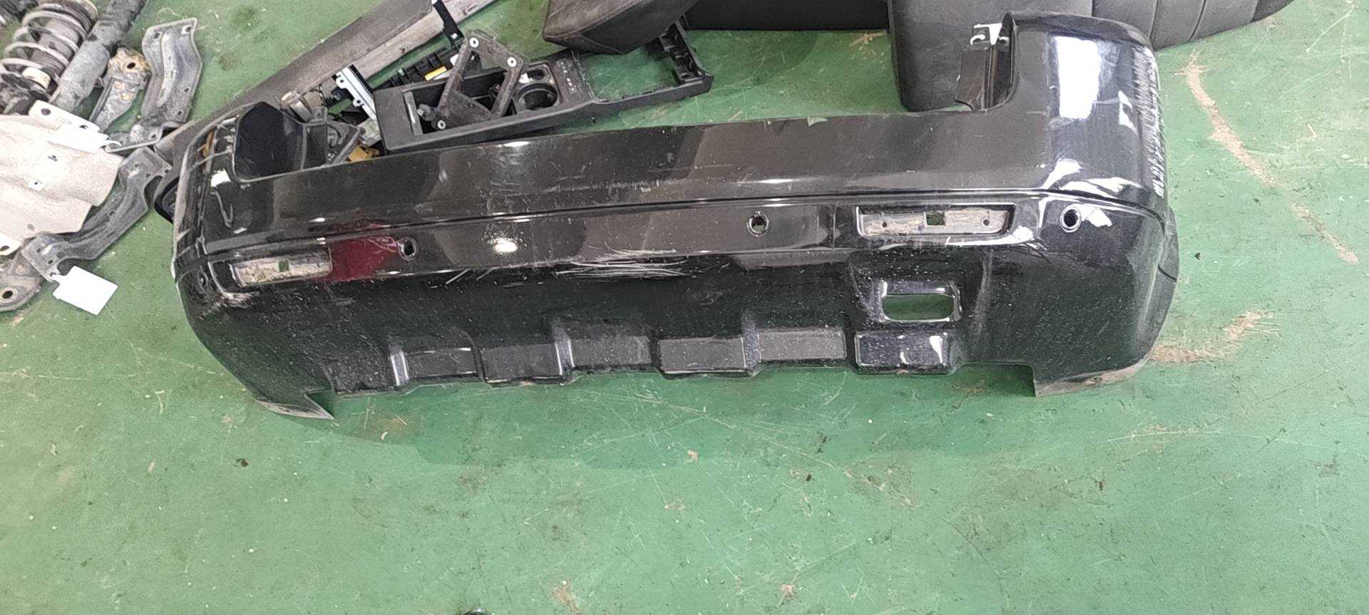 LR031908 Rear Bumper Cover