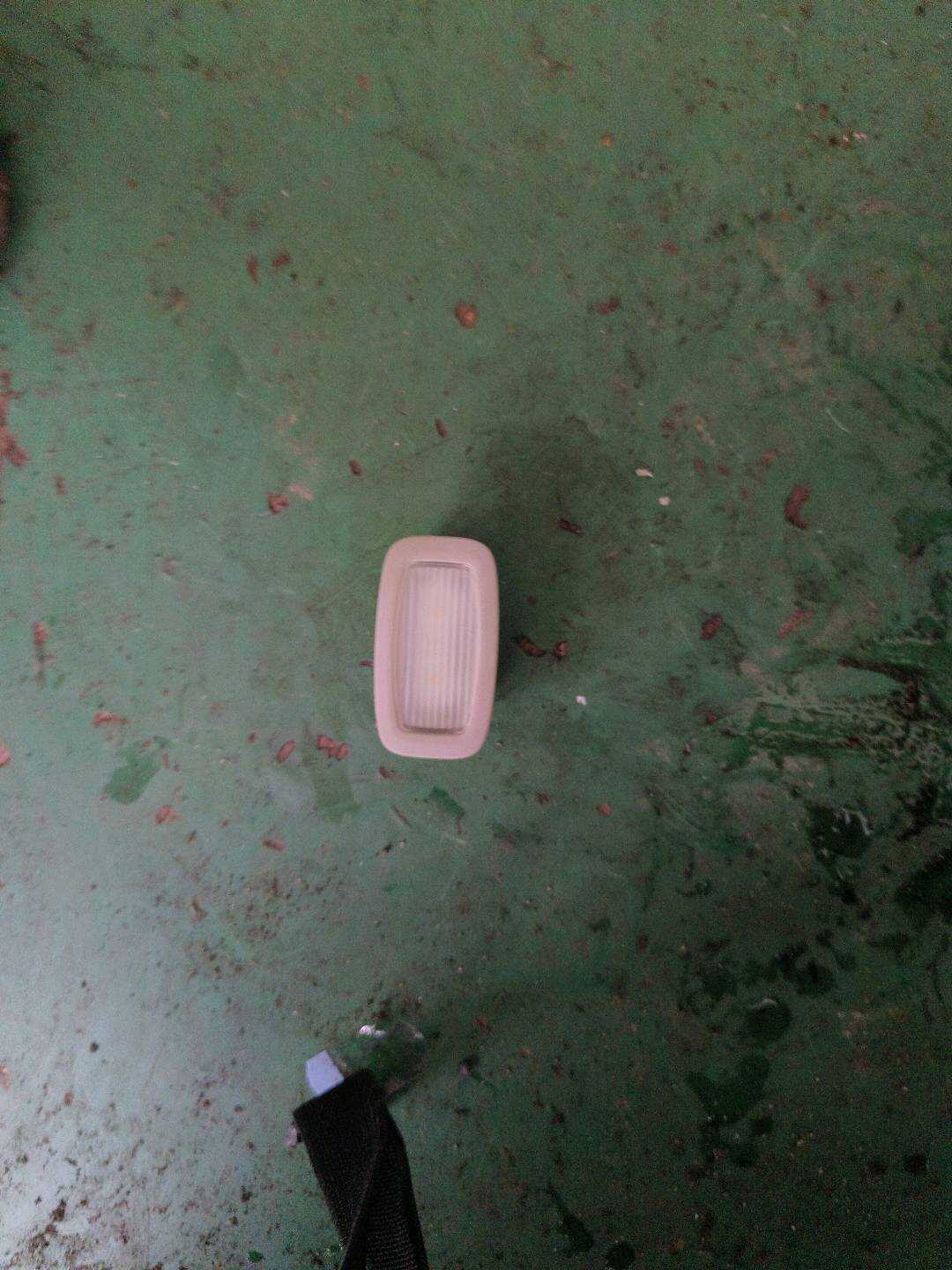 A00090636047H52 车内照明灯