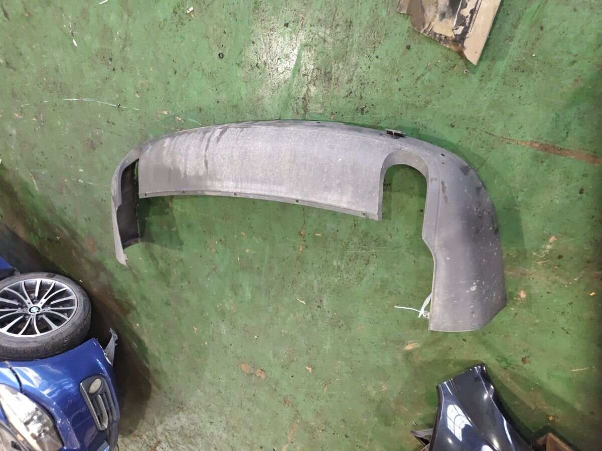 4L0807521A Rear Bumper Air Deflector