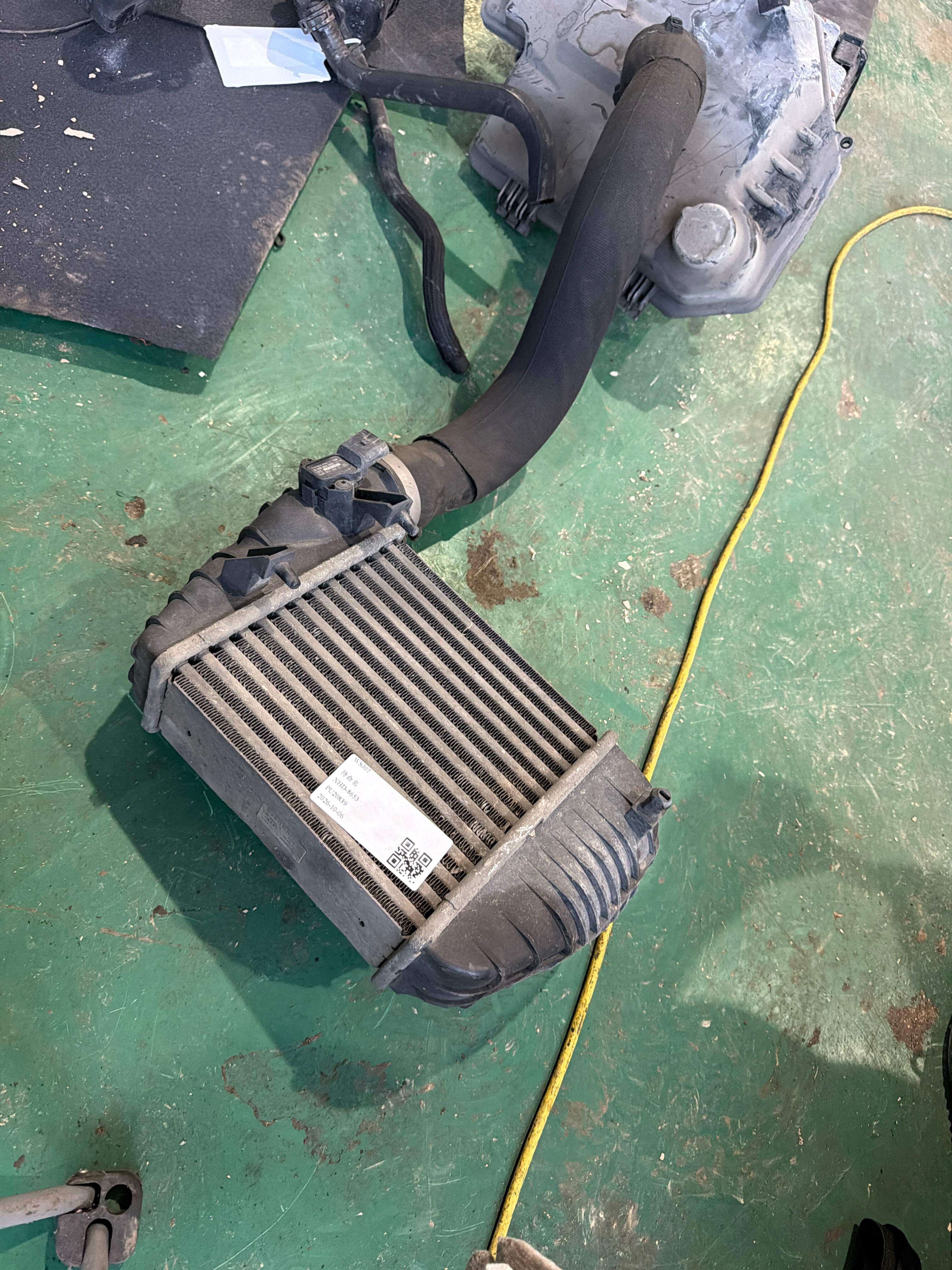 4F0145805AA 增压中冷器