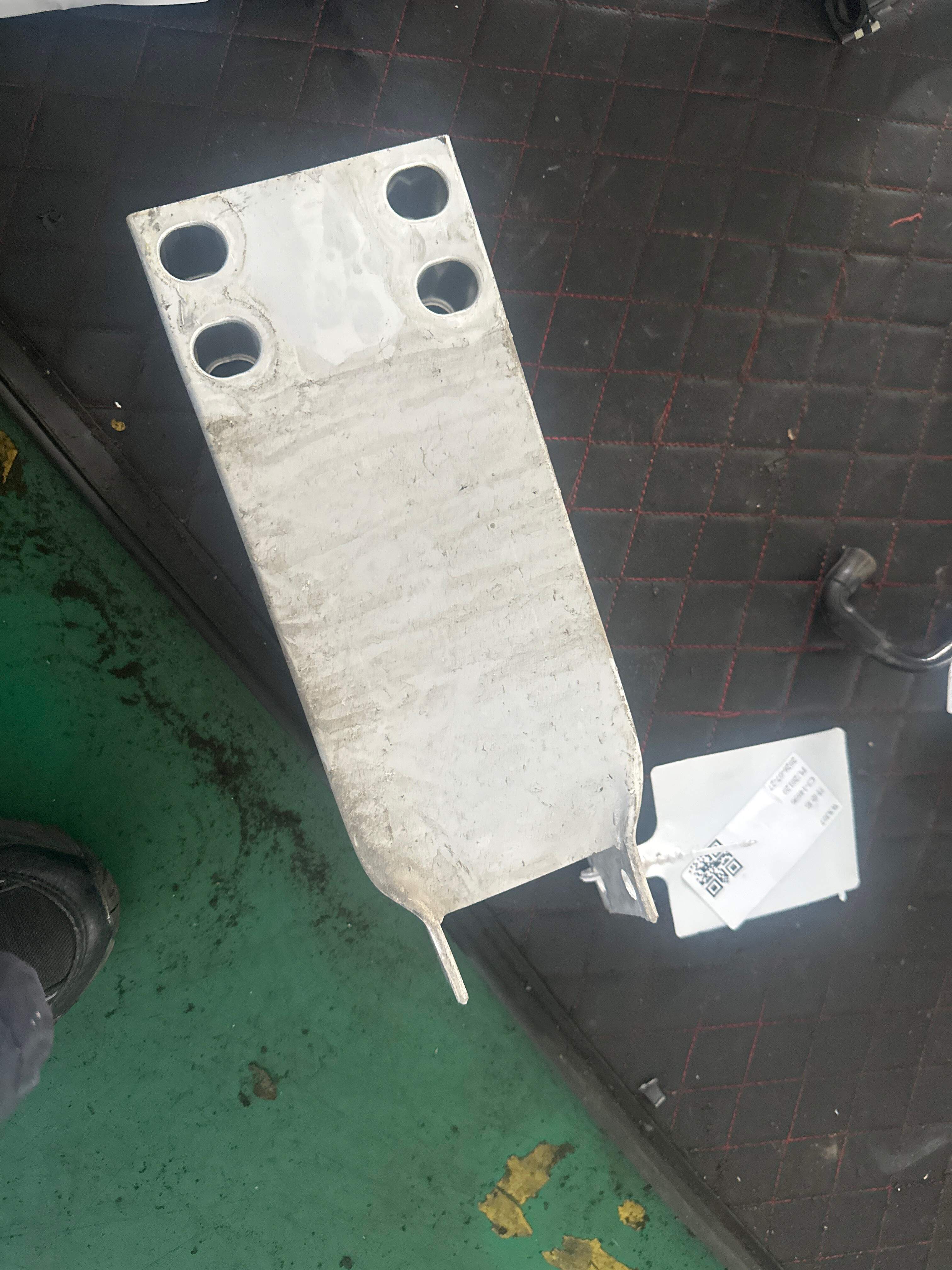 A2136201600 Front Bumper Frame Bracket, Right
