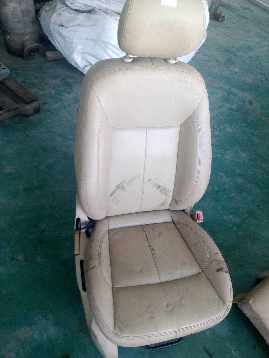 8S71A600K04AL1ET4 Passenger Seat Assembly