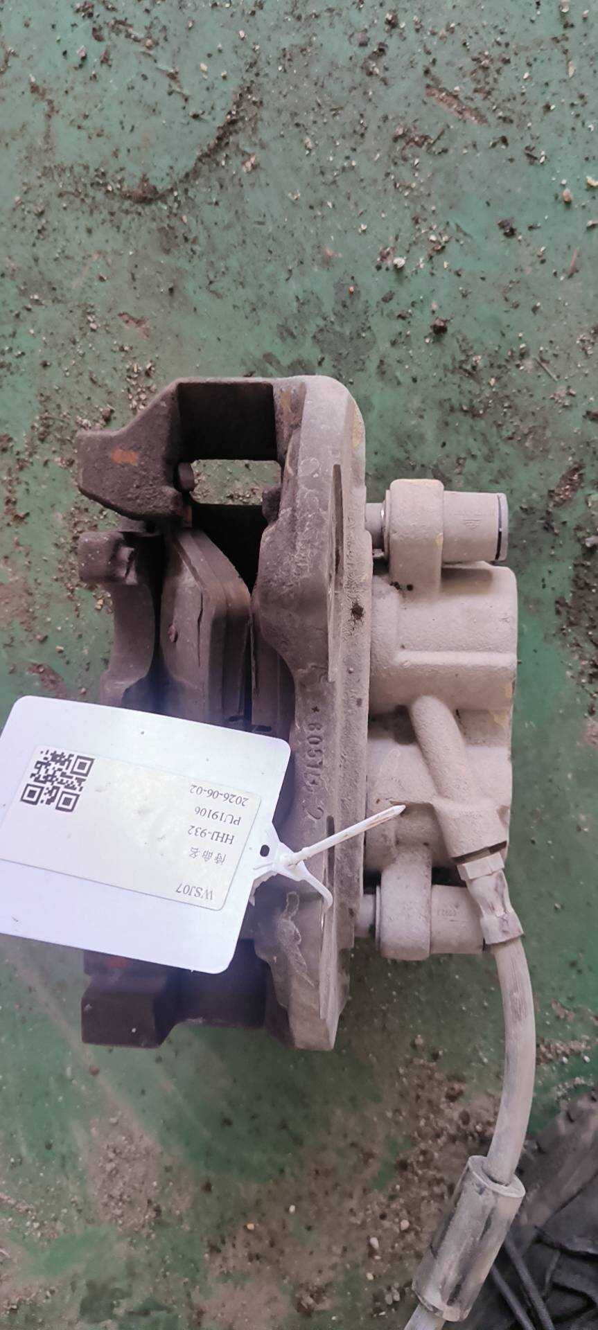 A1644202383 前制动分泵（左）