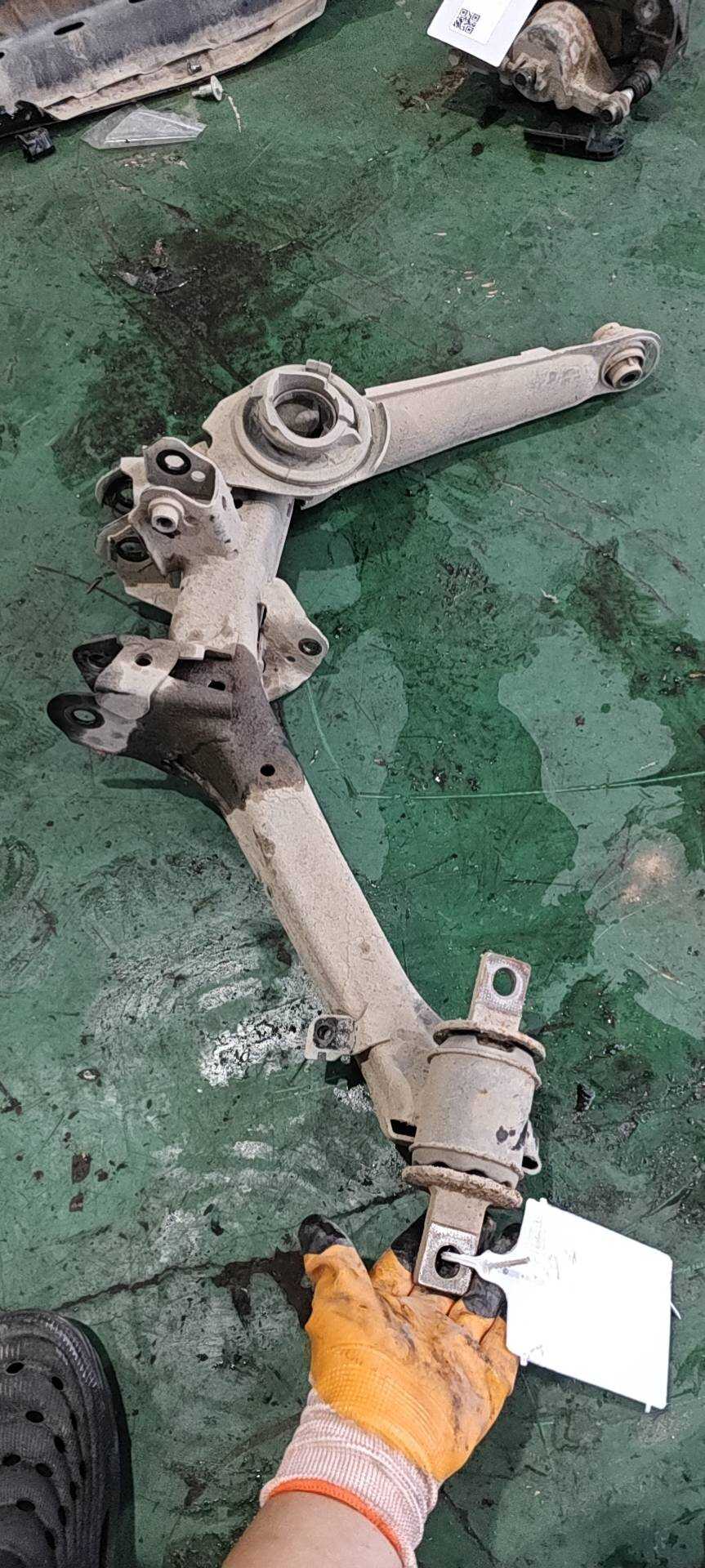 52370TR7A03 后从动臂(右)