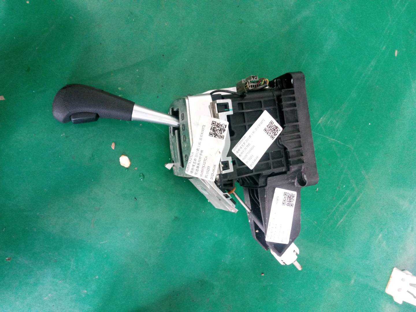 9M597A306CC 换档机构壳体