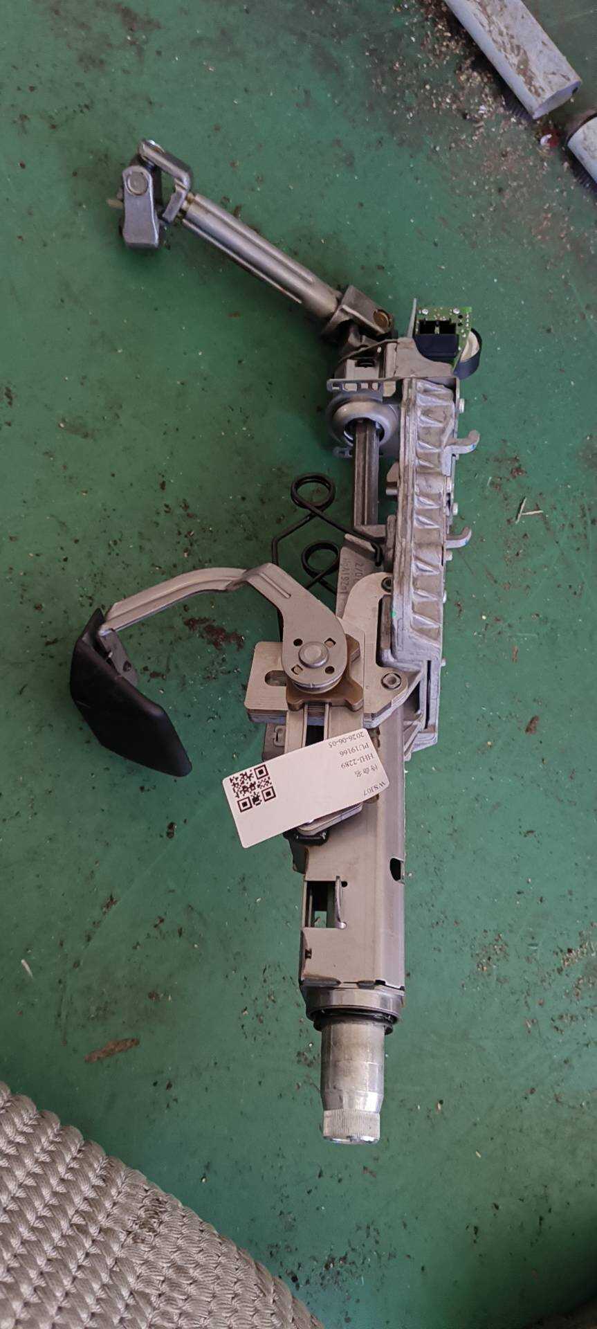 L3CD419501C Steering Column