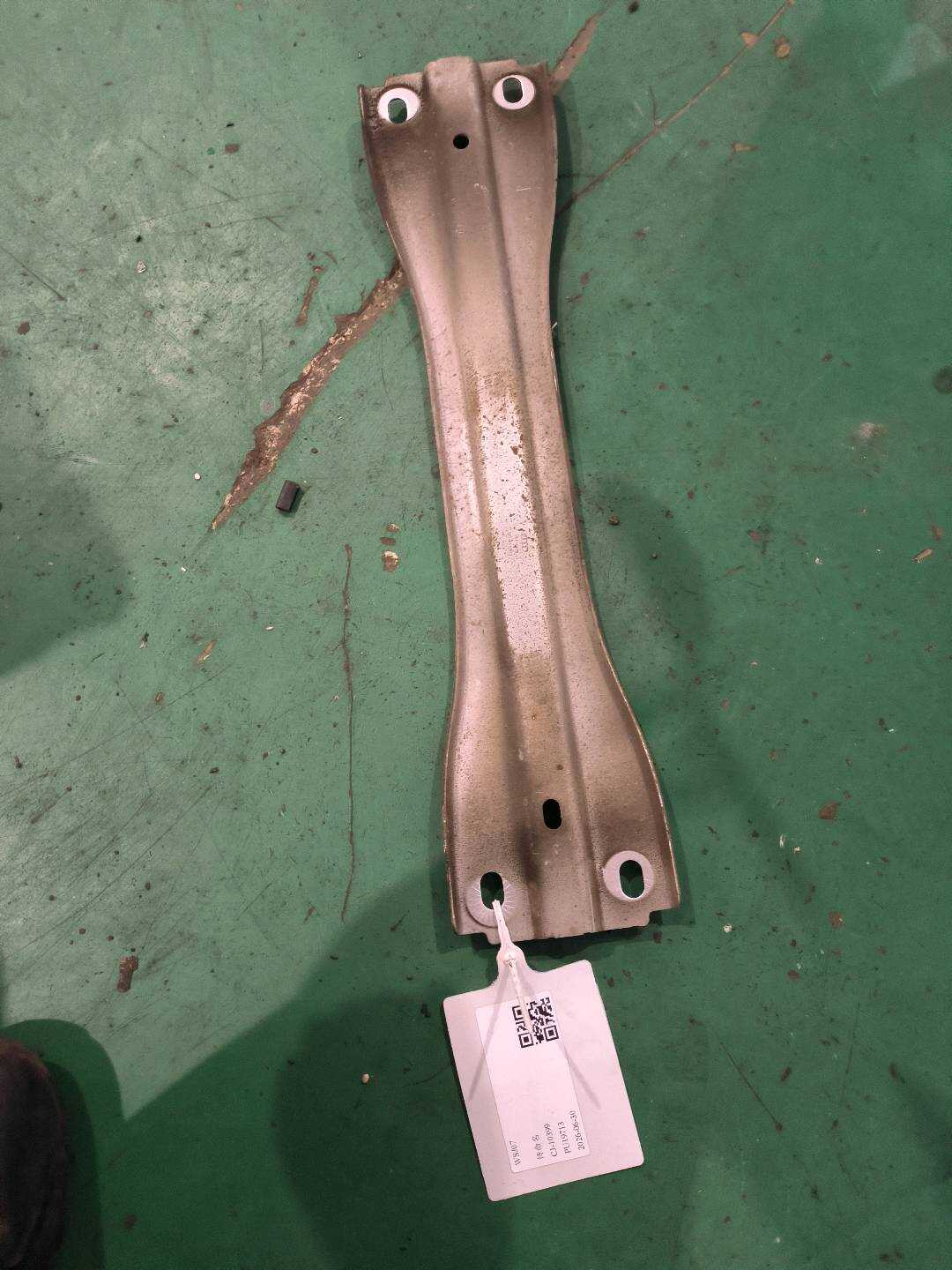 8R0804813 Connecting Support Component