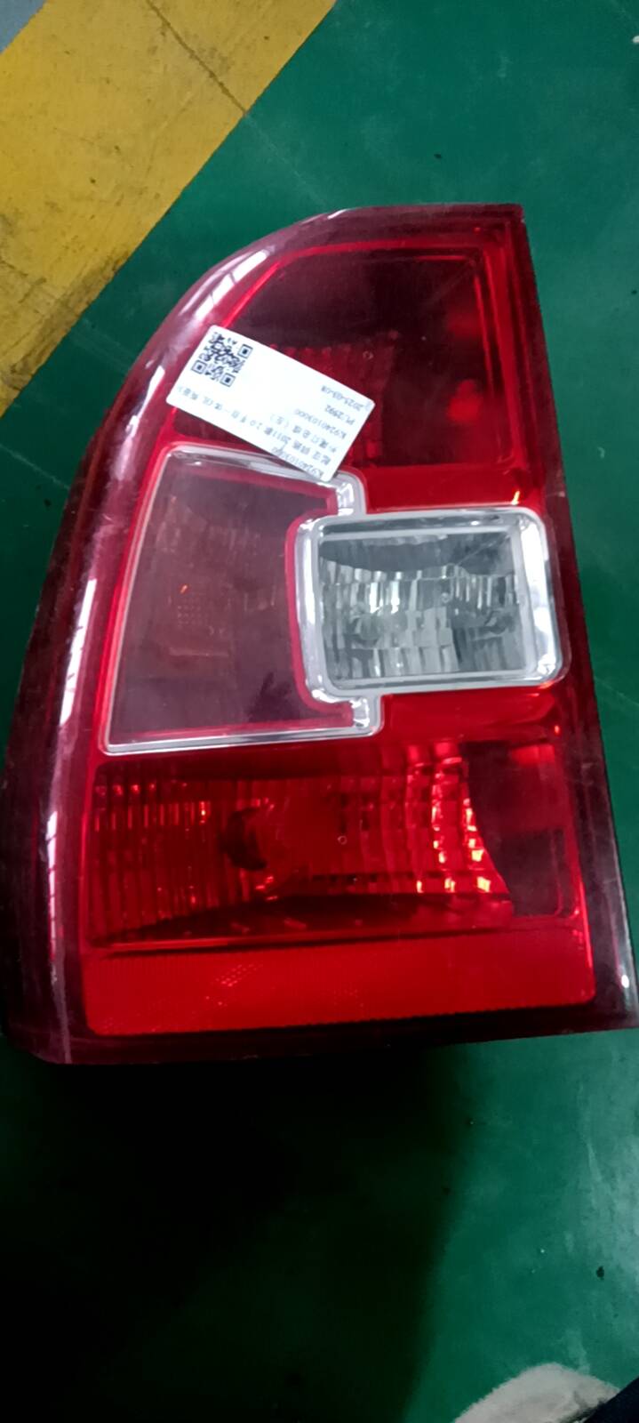 K9240103000 外尾灯总成(左)
