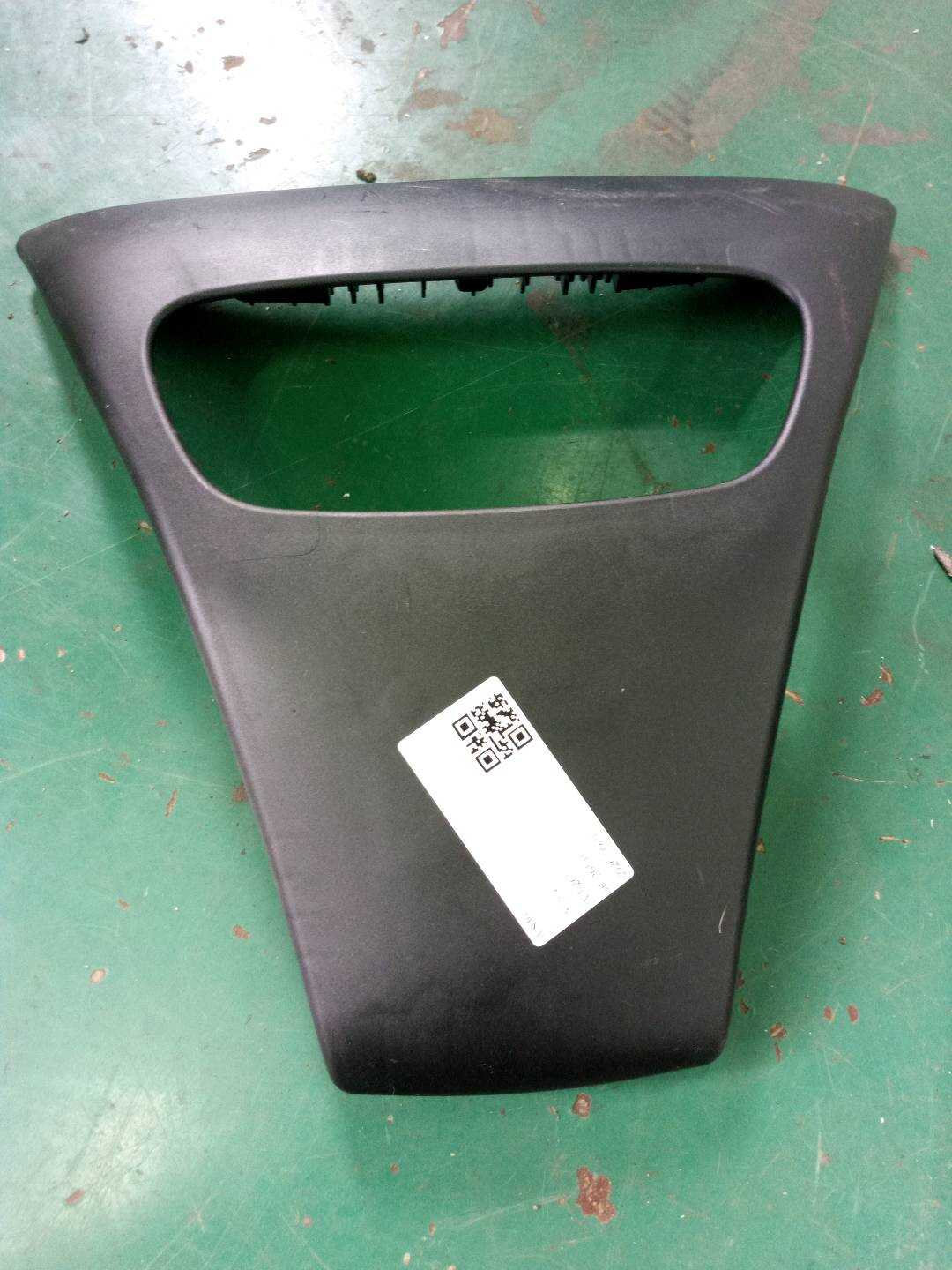 A1769130600 托板 左侧