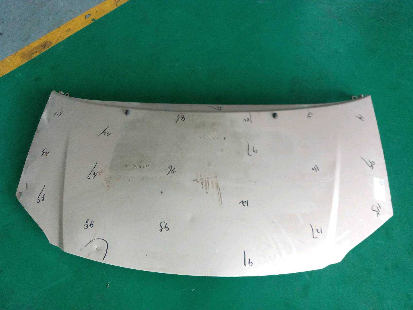 CM5B8402010 前机盖总成