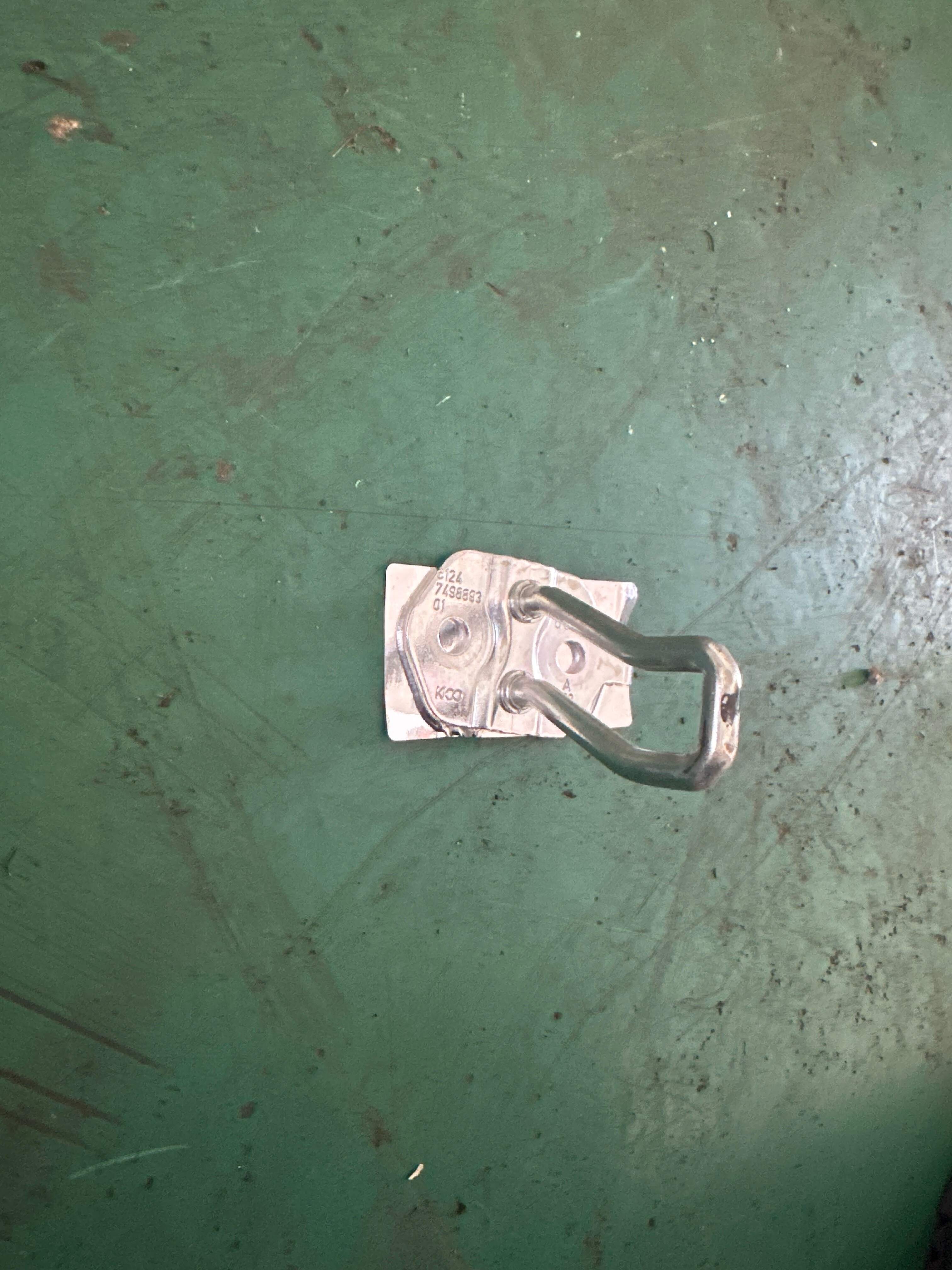 51247498893 尾盖锁栓