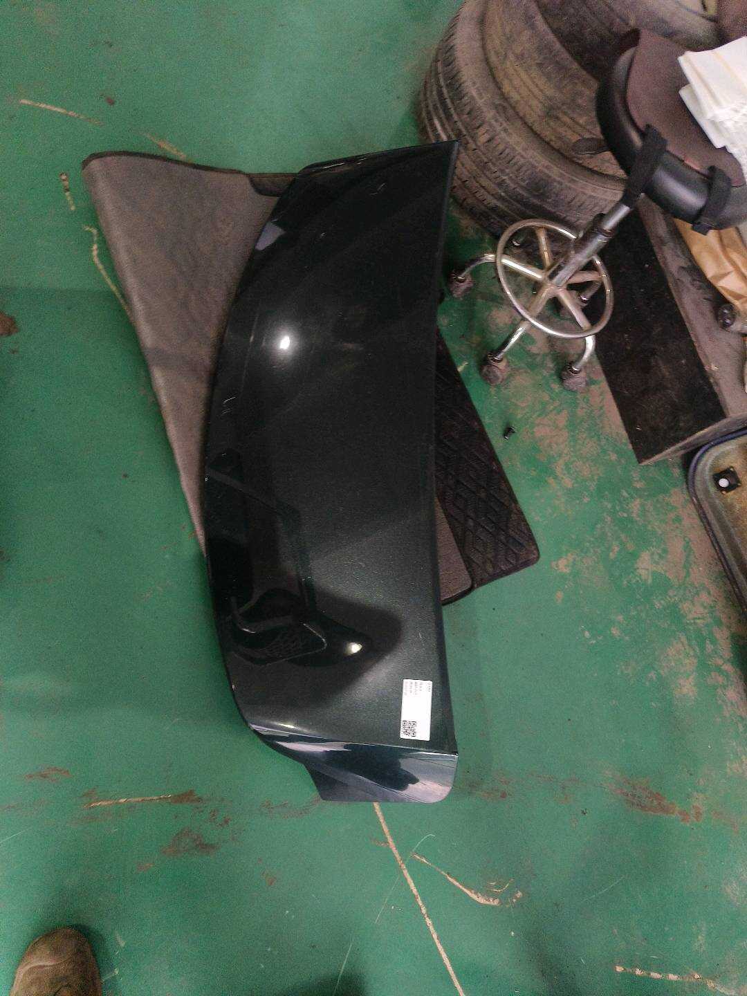 T4A3354LML Trunk Lid Air Deflector