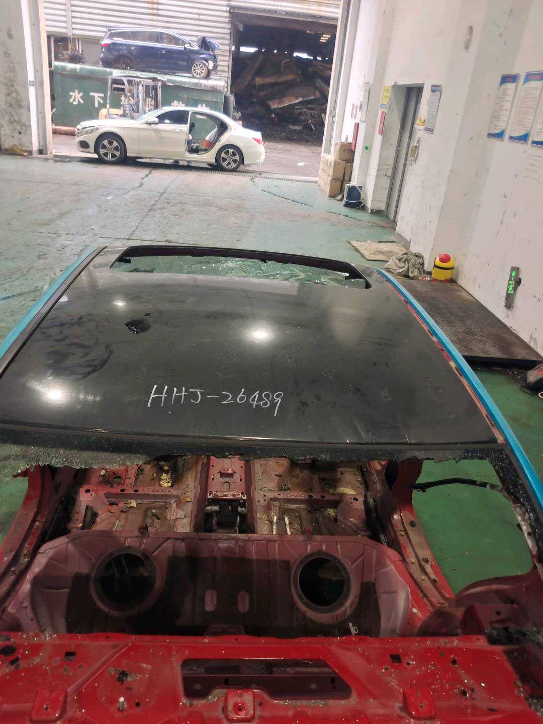 41317179844 车顶外板